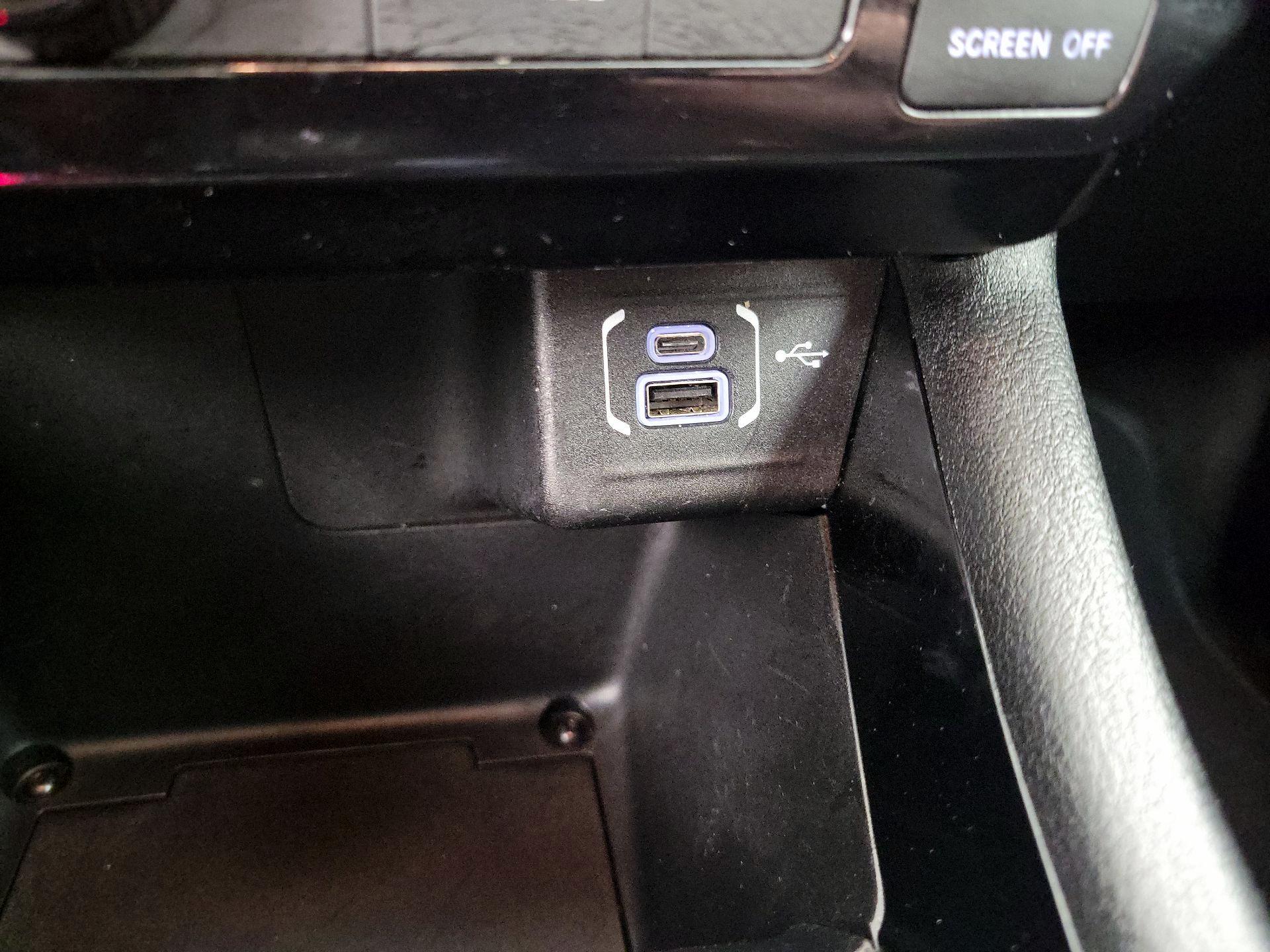 Thumbnail: 2023 Jeep Compass - 18