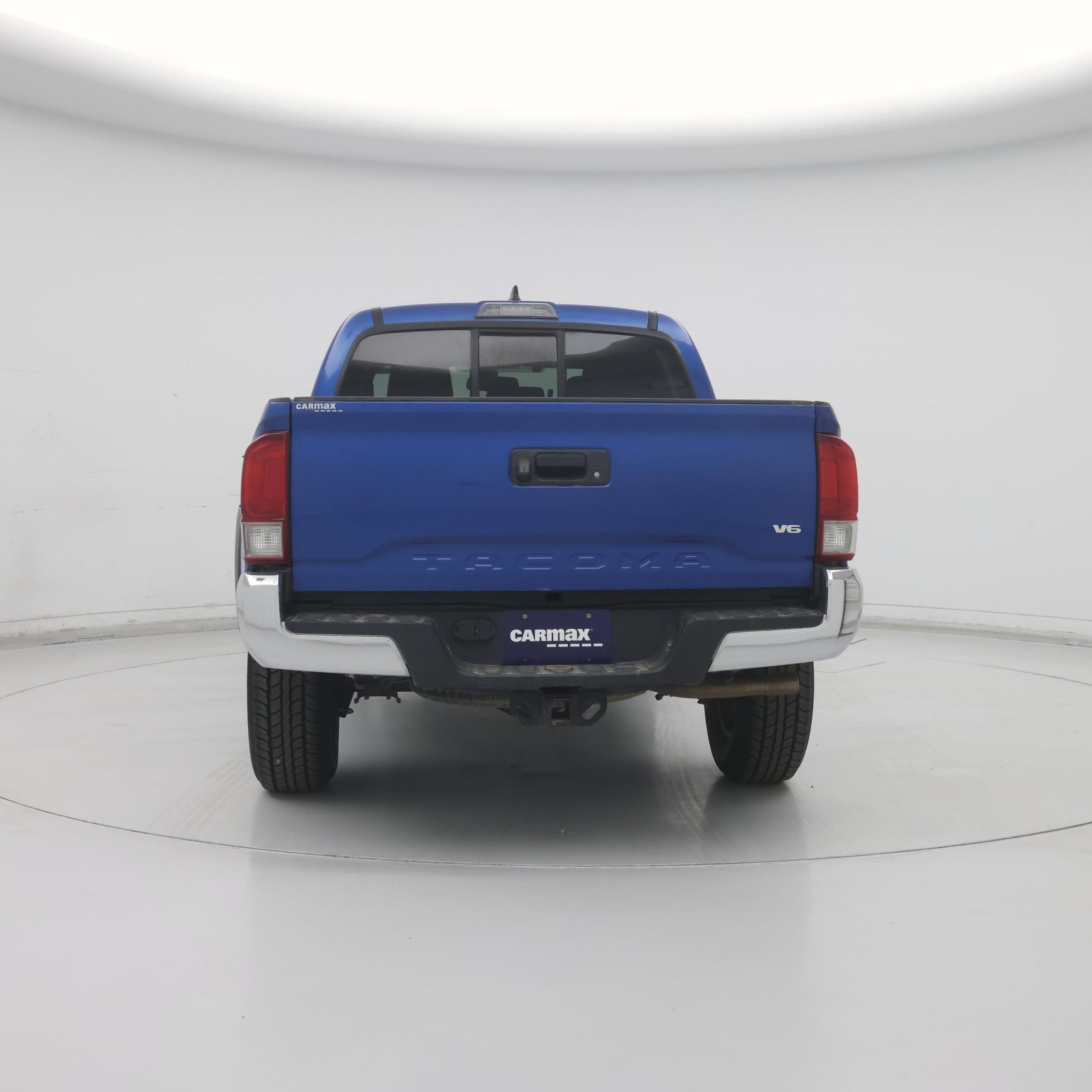 Thumbnail: 2016 Toyota Tacoma - 6