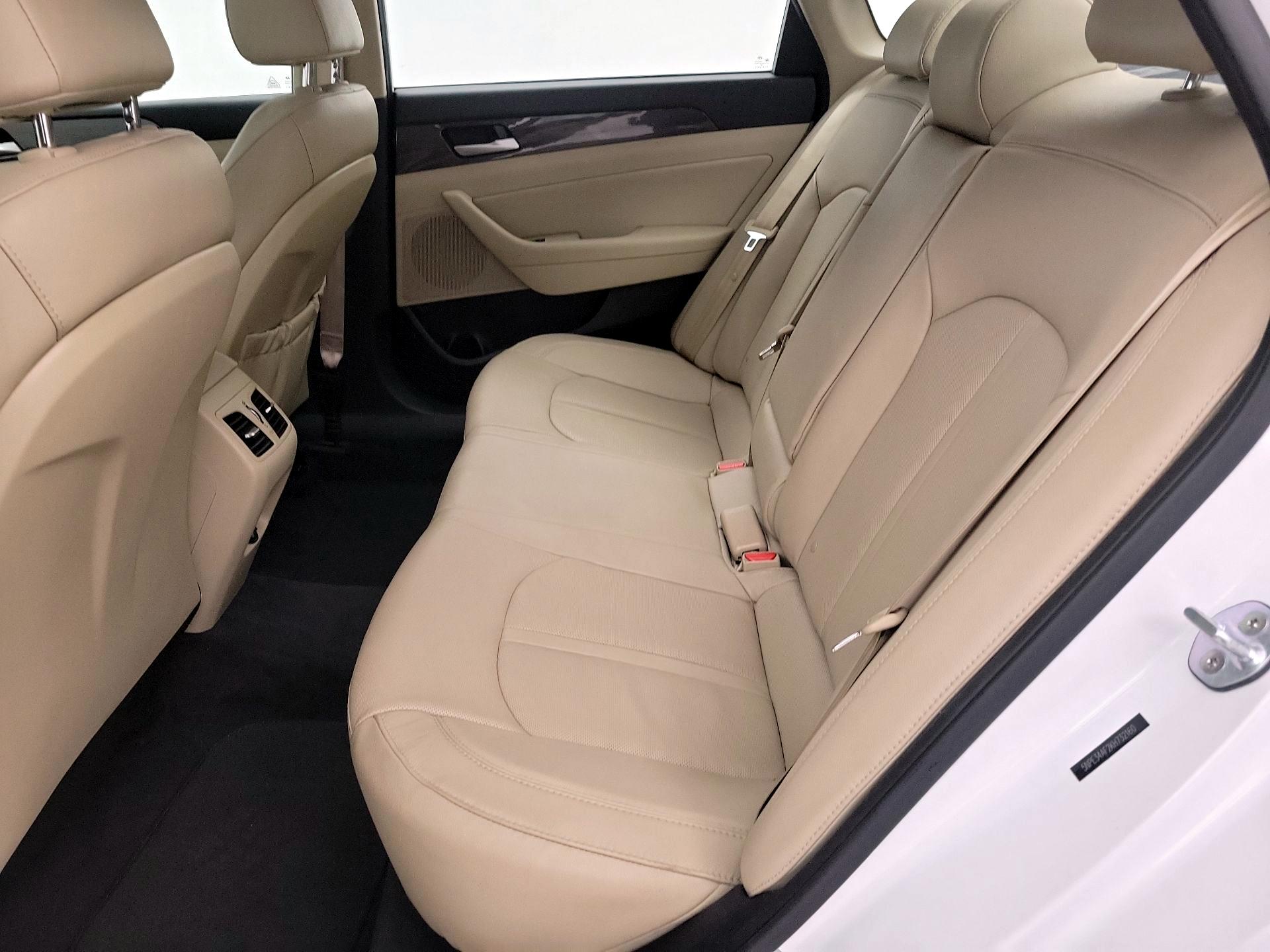 Thumbnail: 2019 Hyundai Sonata - 20