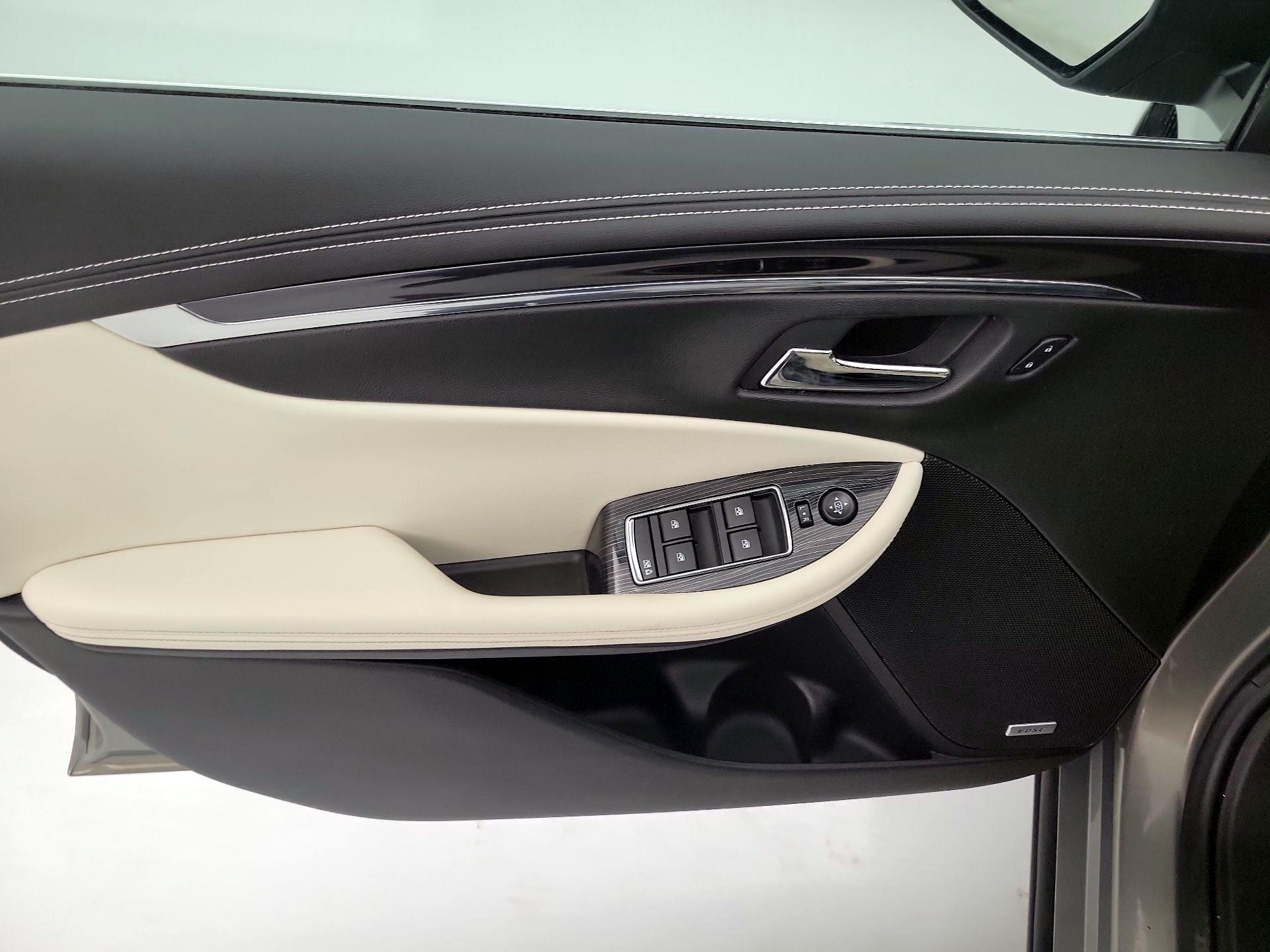 Thumbnail: 2017 Chevrolet Impala - 12