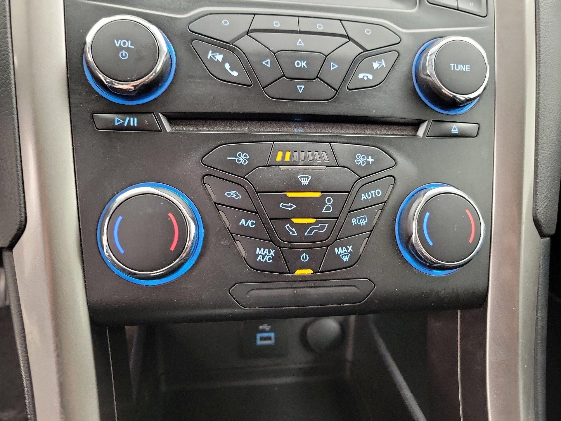 Thumbnail: 2018 Ford Fusion - 16