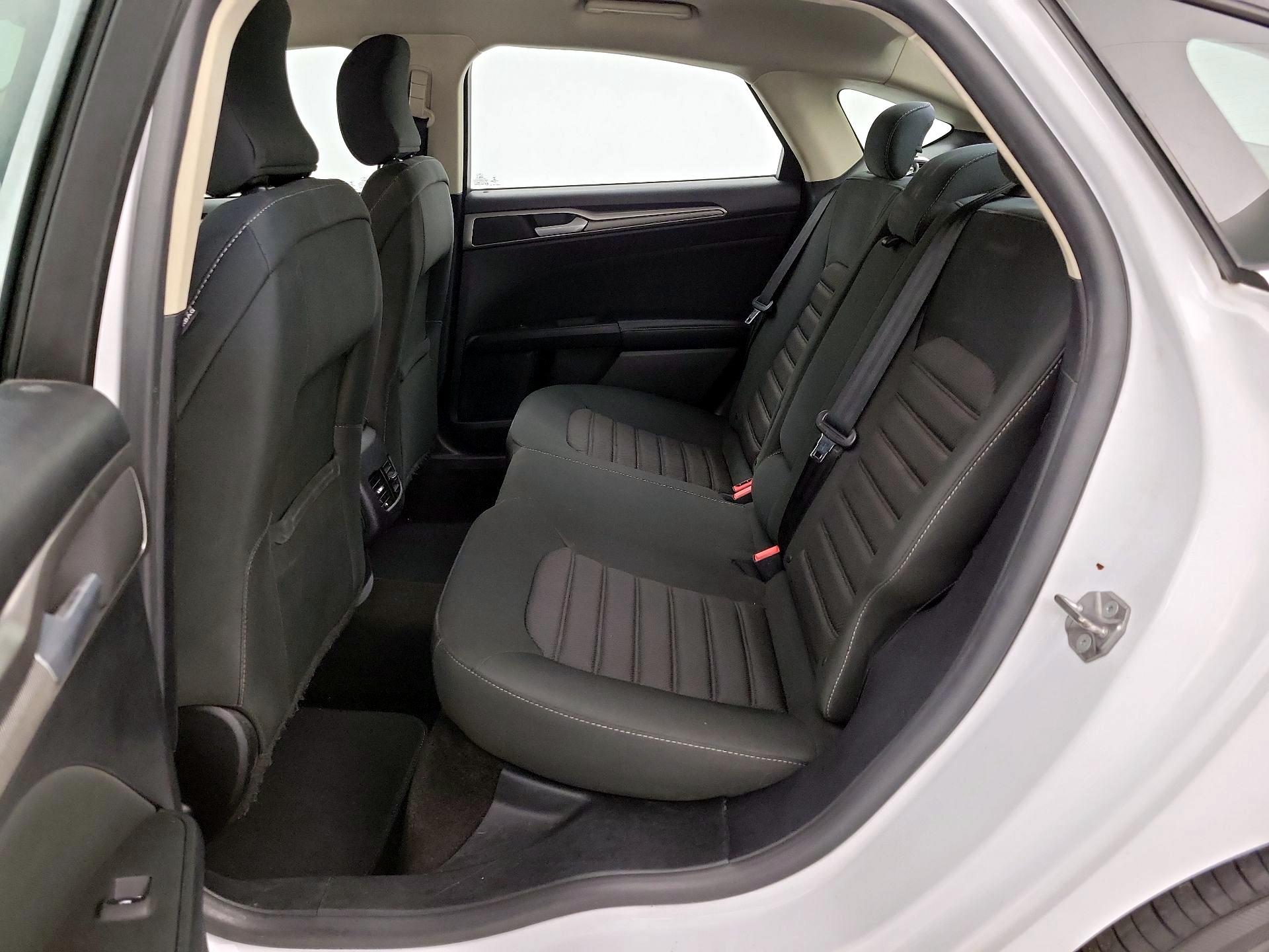 Thumbnail: 2018 Ford Fusion - 19