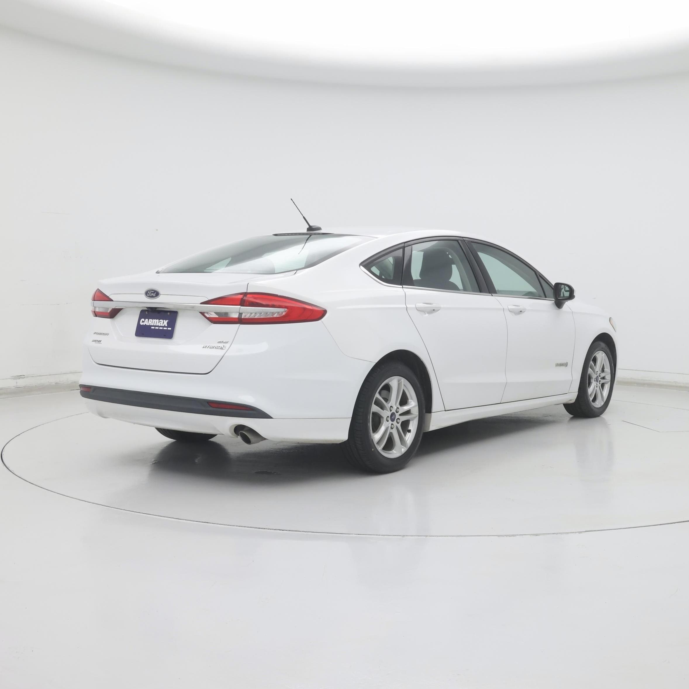 Thumbnail: 2018 Ford Fusion - 8