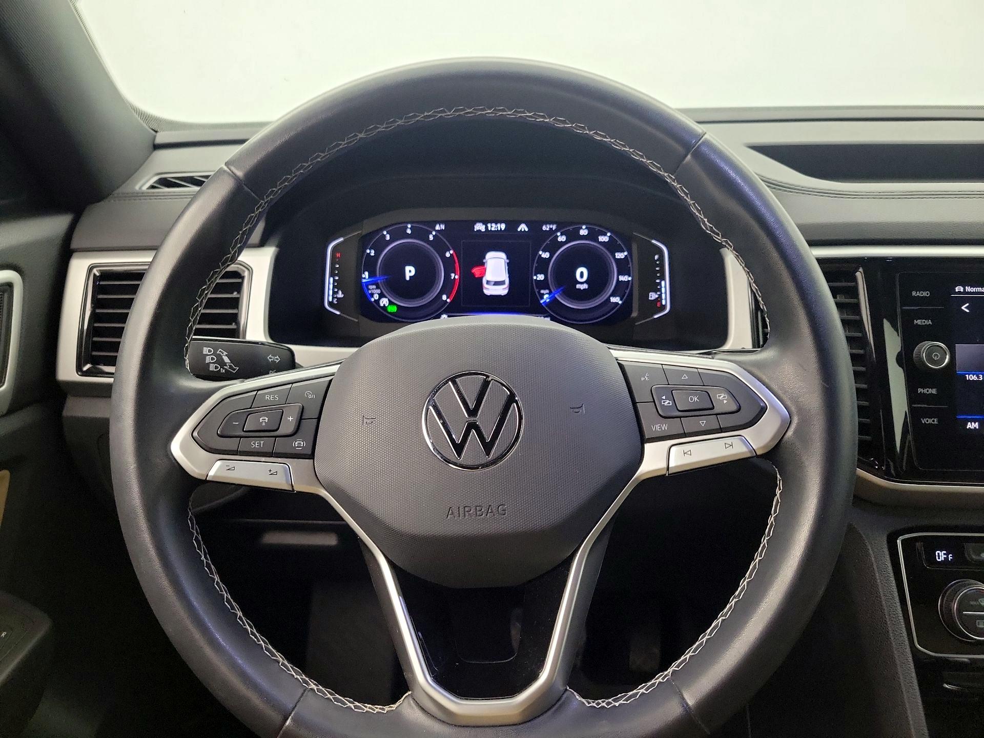 Thumbnail: 2022 Volkswagen Atlas - 10