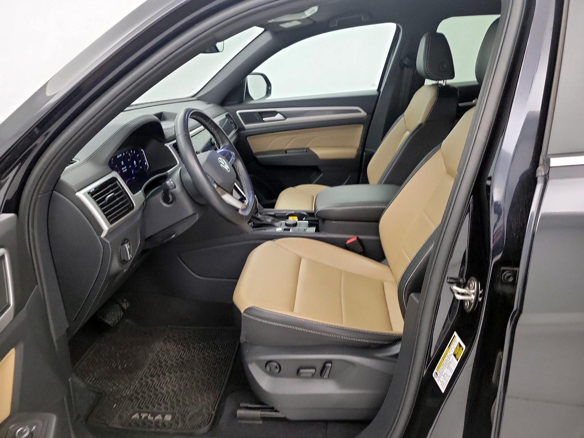 Thumbnail: 2022 Volkswagen Atlas - 11