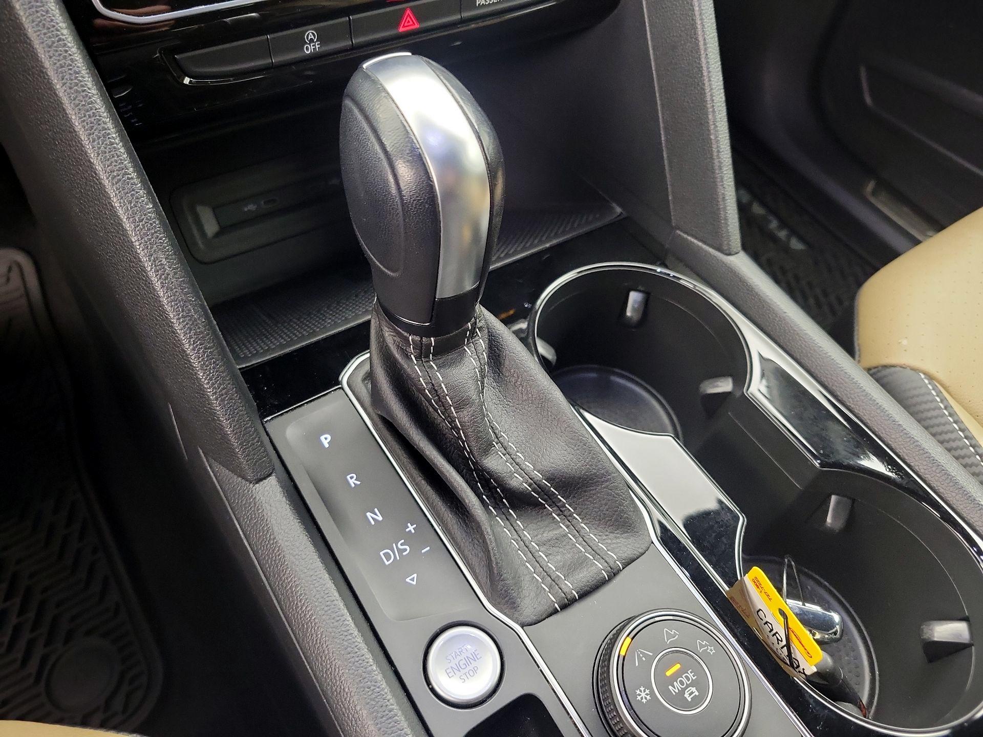 Thumbnail: 2022 Volkswagen Atlas - 17