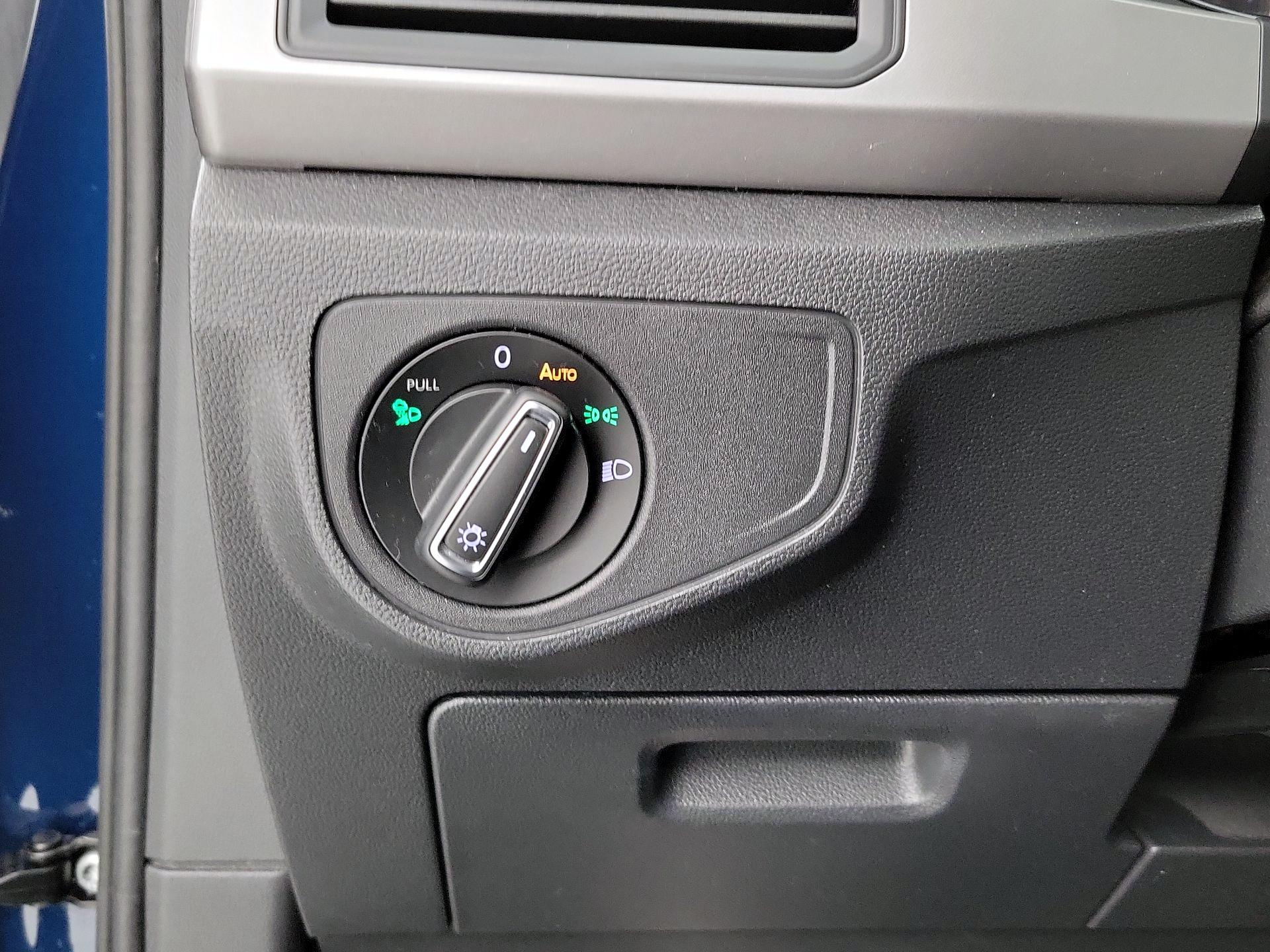 Thumbnail: 2020 Volkswagen Atlas - 13