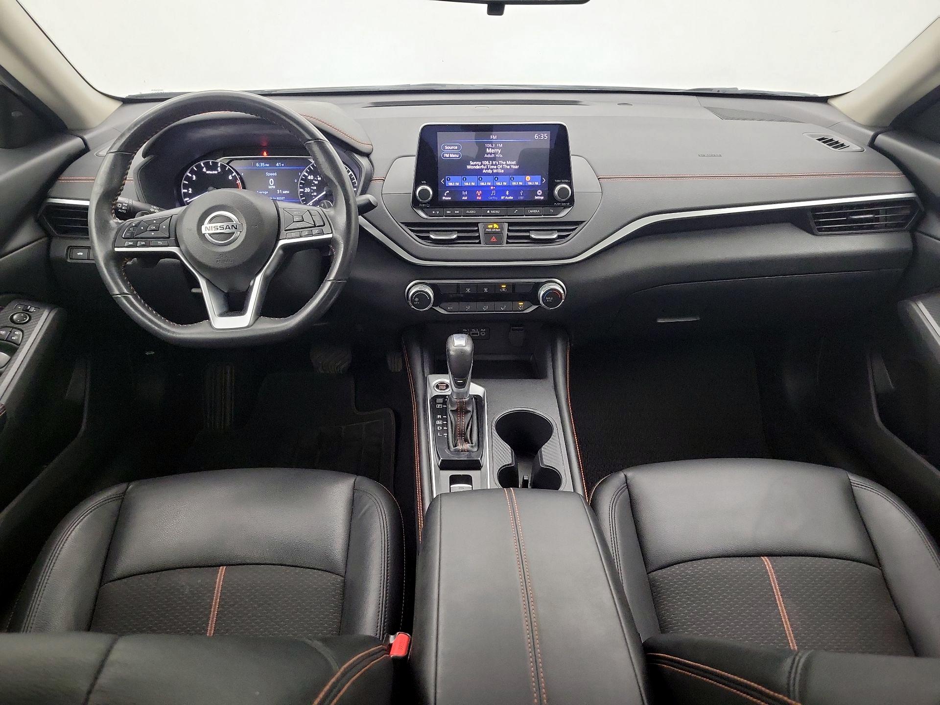 Thumbnail: 2022 Nissan Altima - 9