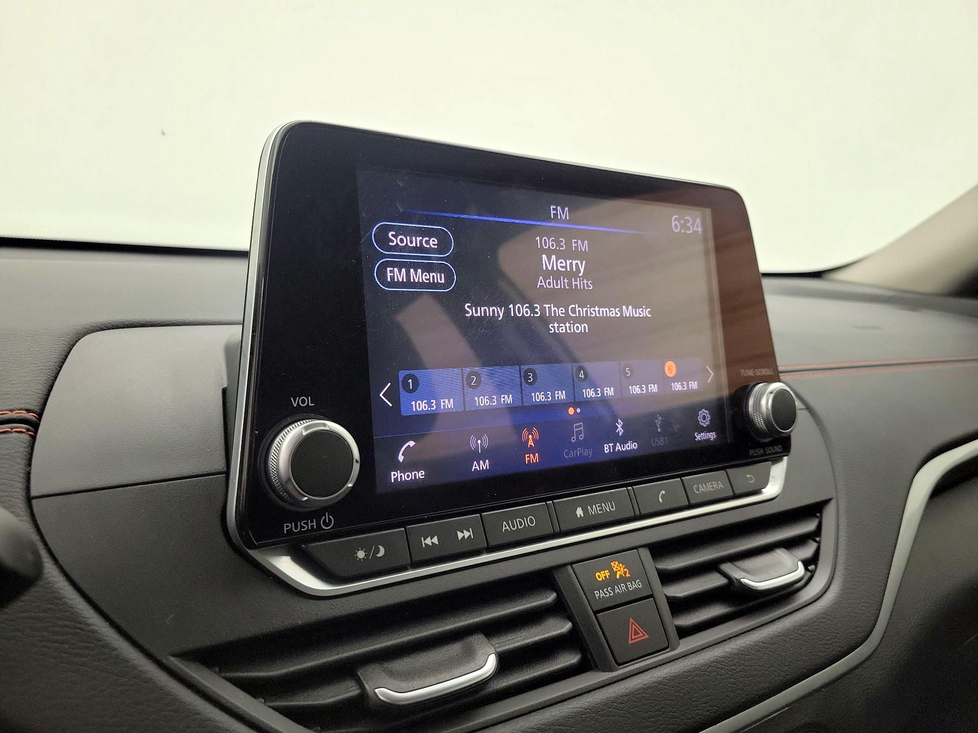 Thumbnail: 2022 Nissan Altima - 15