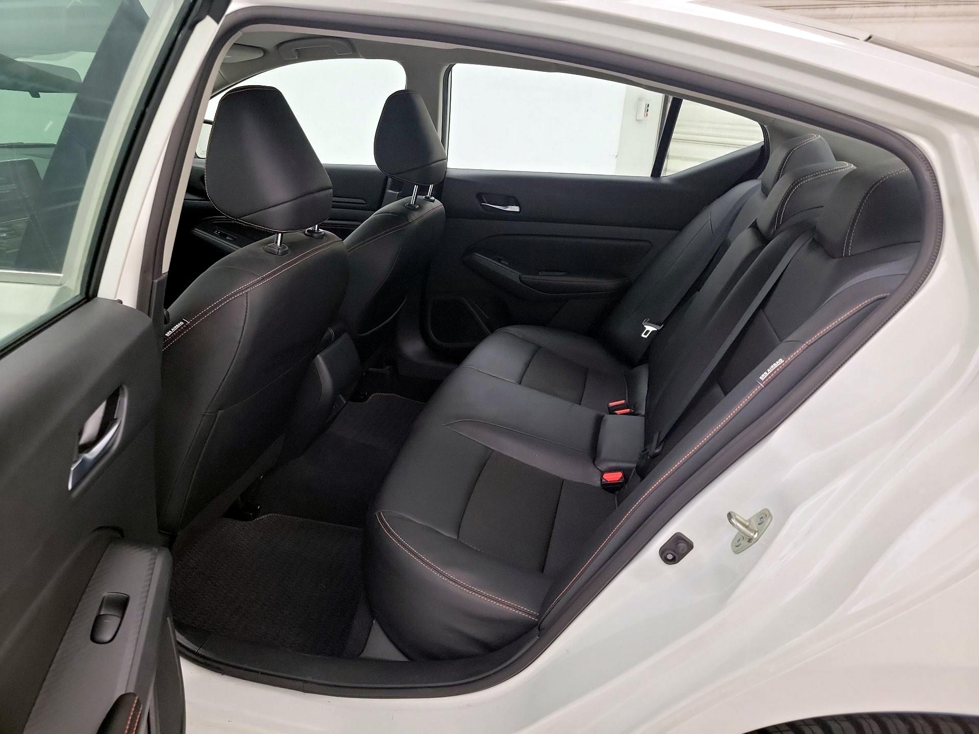 Thumbnail: 2022 Nissan Altima - 19