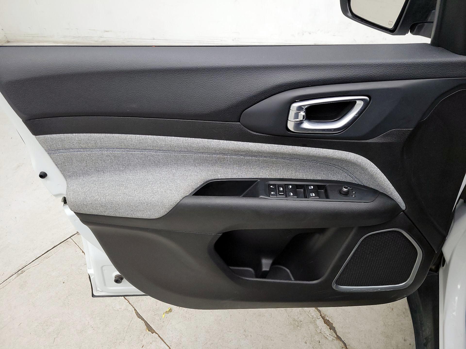 Thumbnail: 2025 Jeep Compass - 12