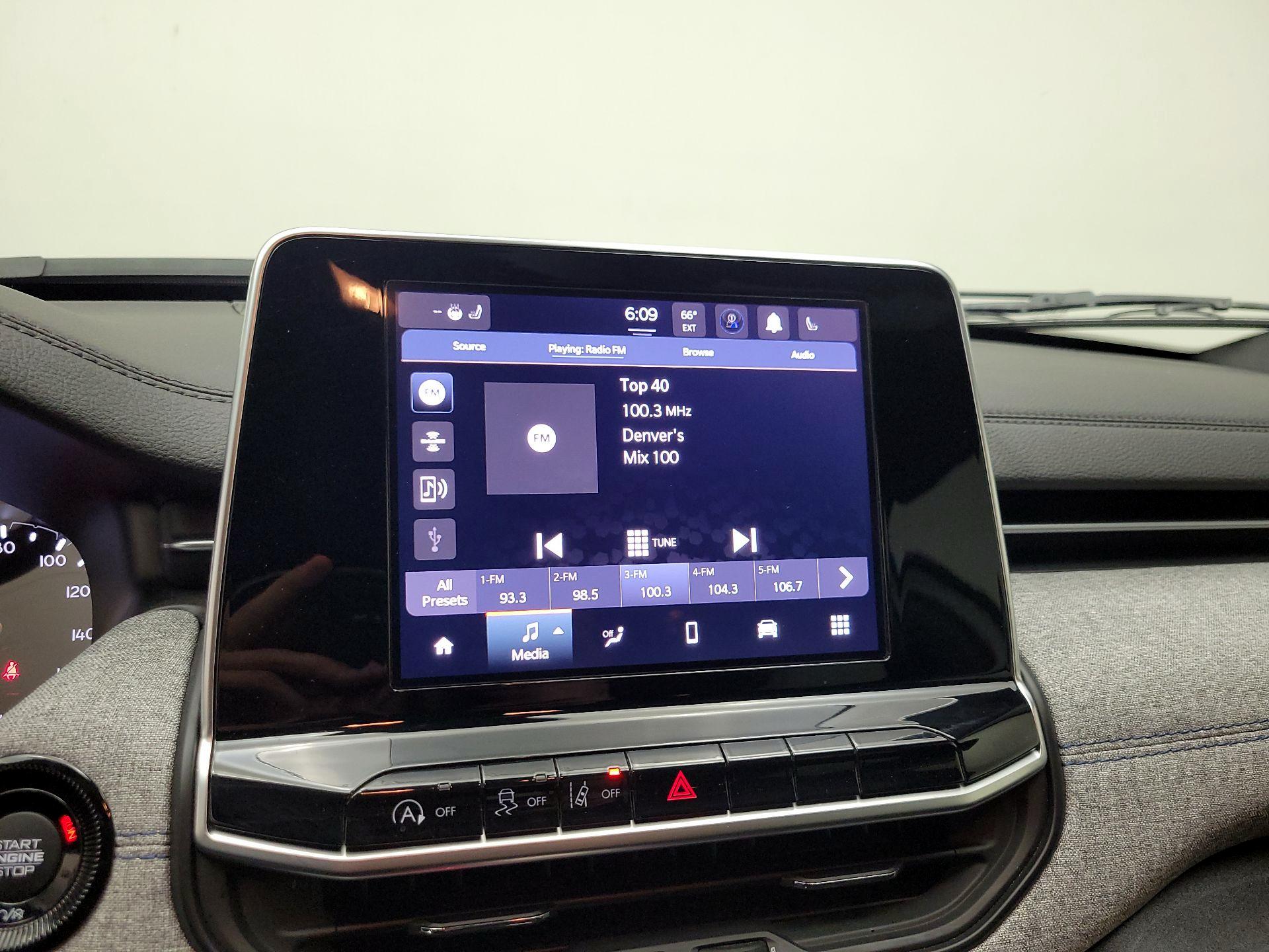 Thumbnail: 2025 Jeep Compass - 15