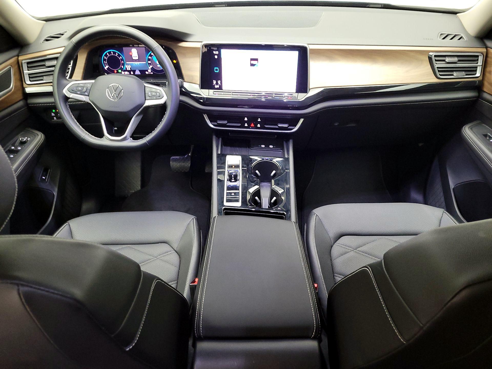 Thumbnail: 2025 Volkswagen Atlas - 9