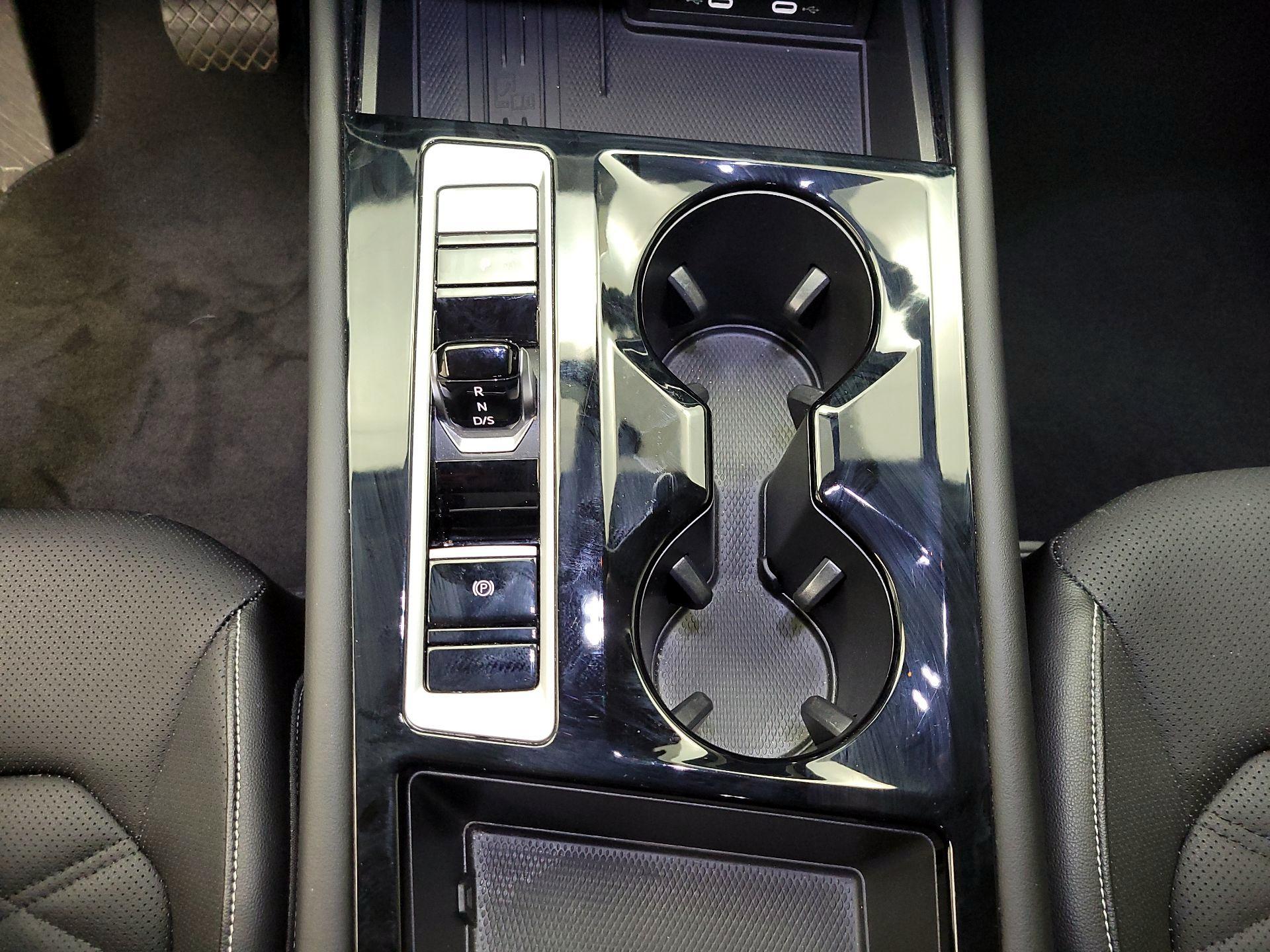 Thumbnail: 2025 Volkswagen Atlas - 17