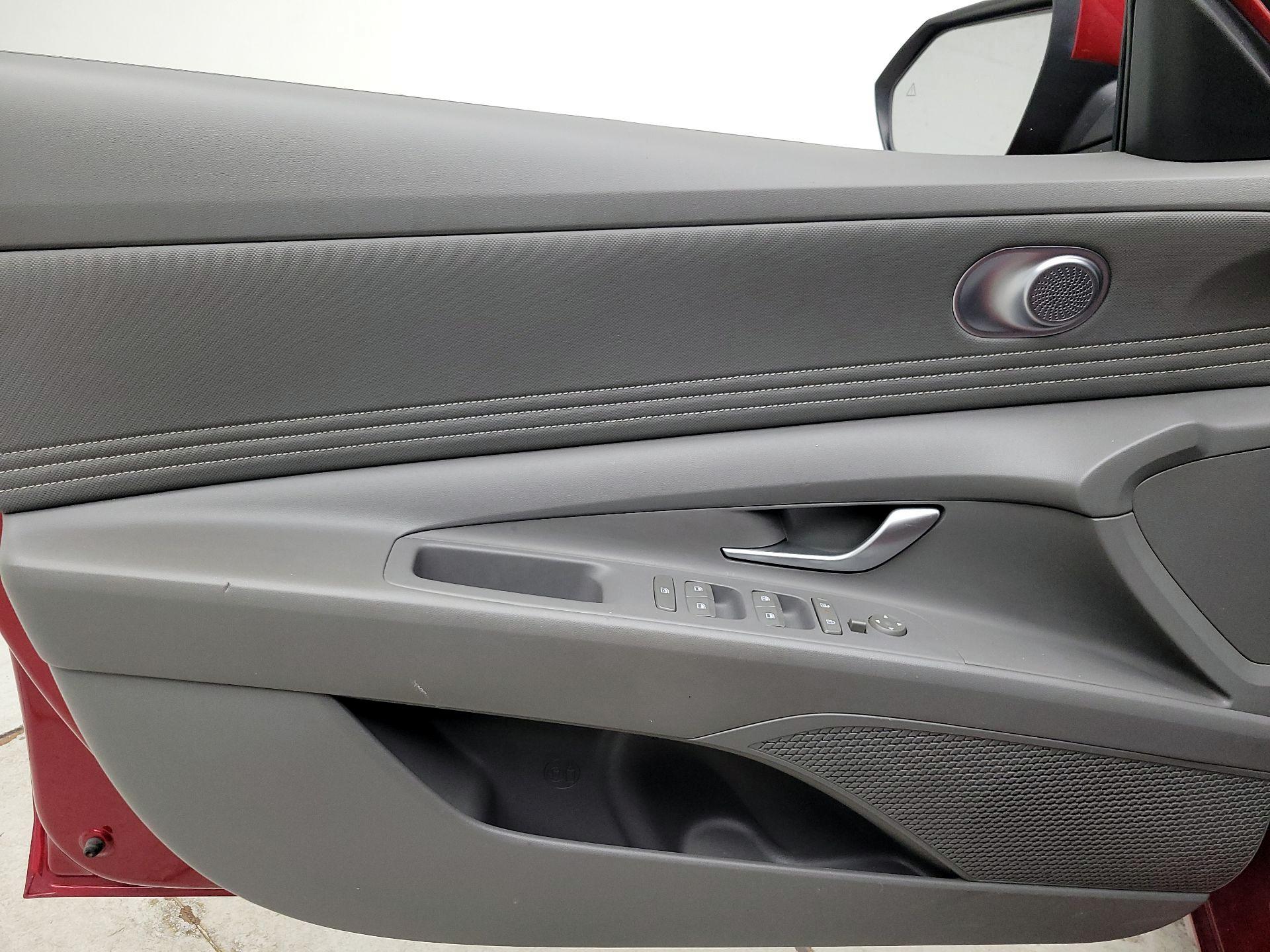 Thumbnail: 2024 Hyundai Elantra - 12