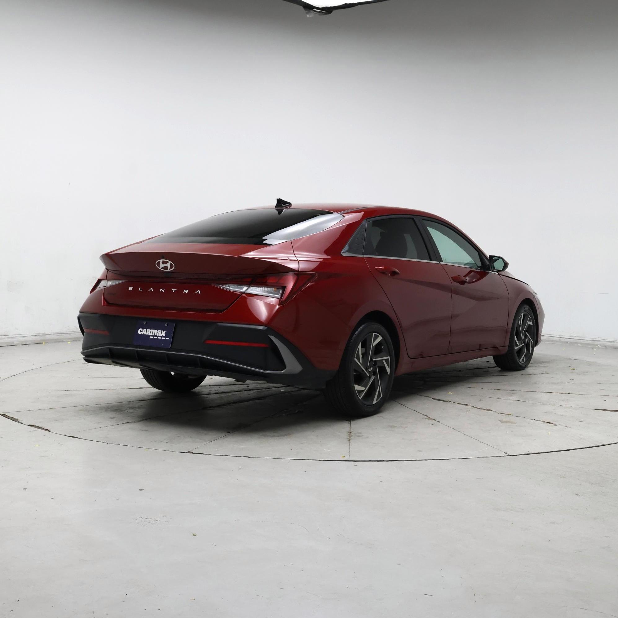 Thumbnail: 2024 Hyundai Elantra - 8