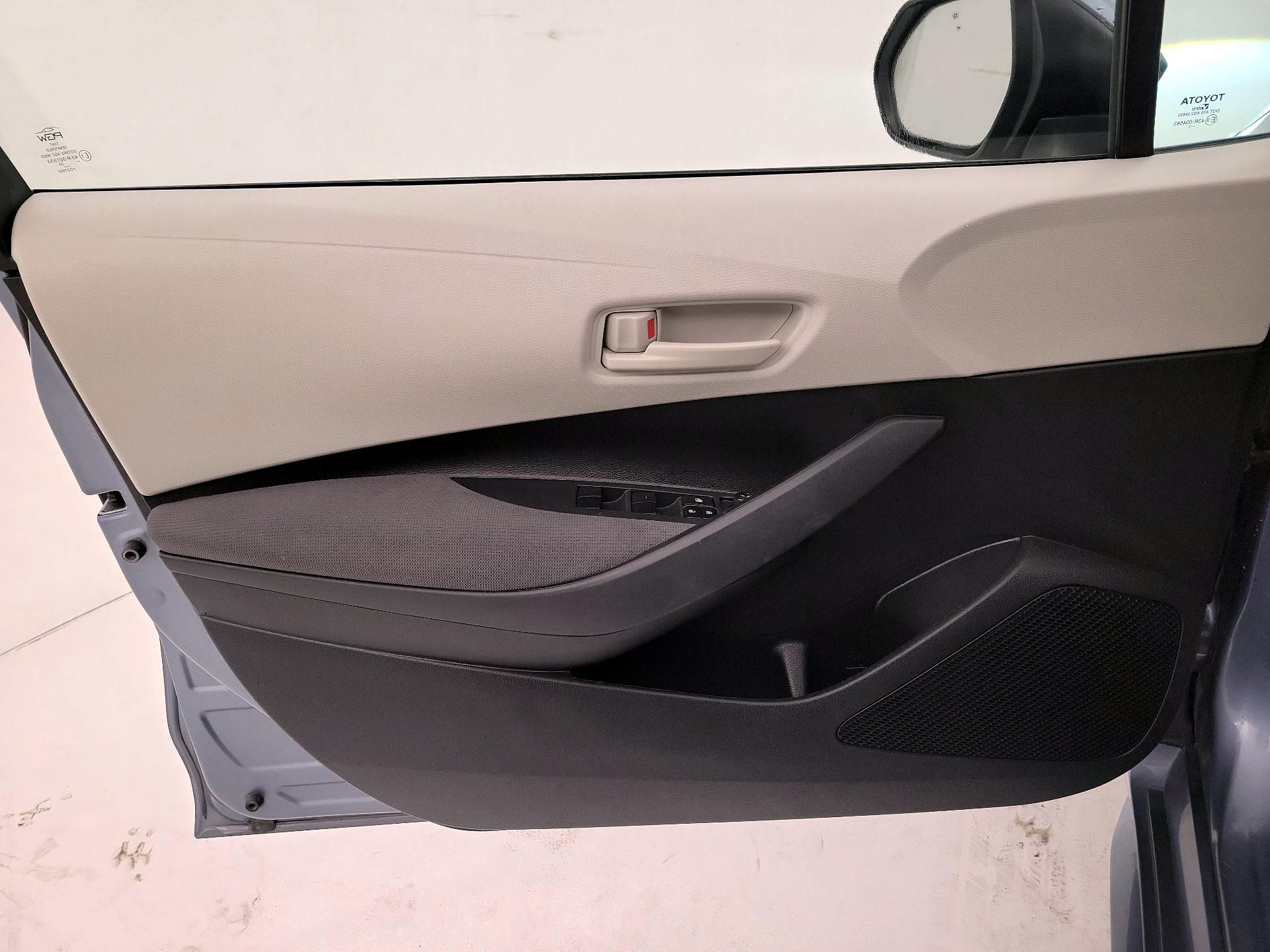 Thumbnail: 2023 Toyota Corolla - 12