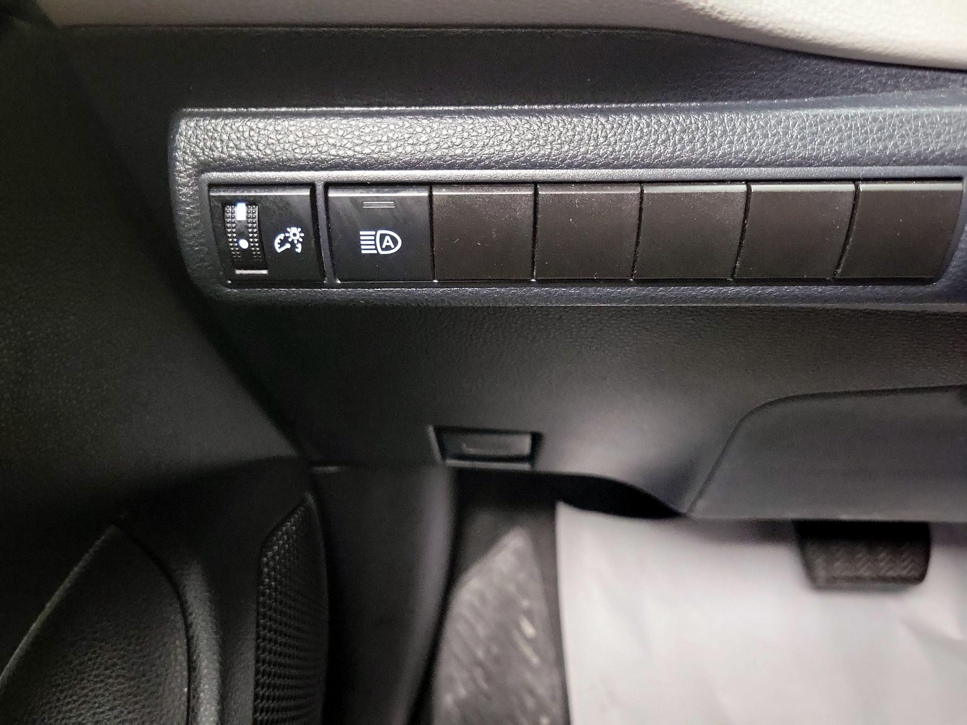 Thumbnail: 2023 Toyota Corolla - 13