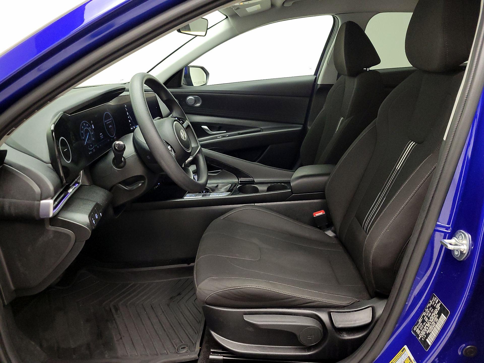 Thumbnail: 2024 Hyundai Elantra - 11