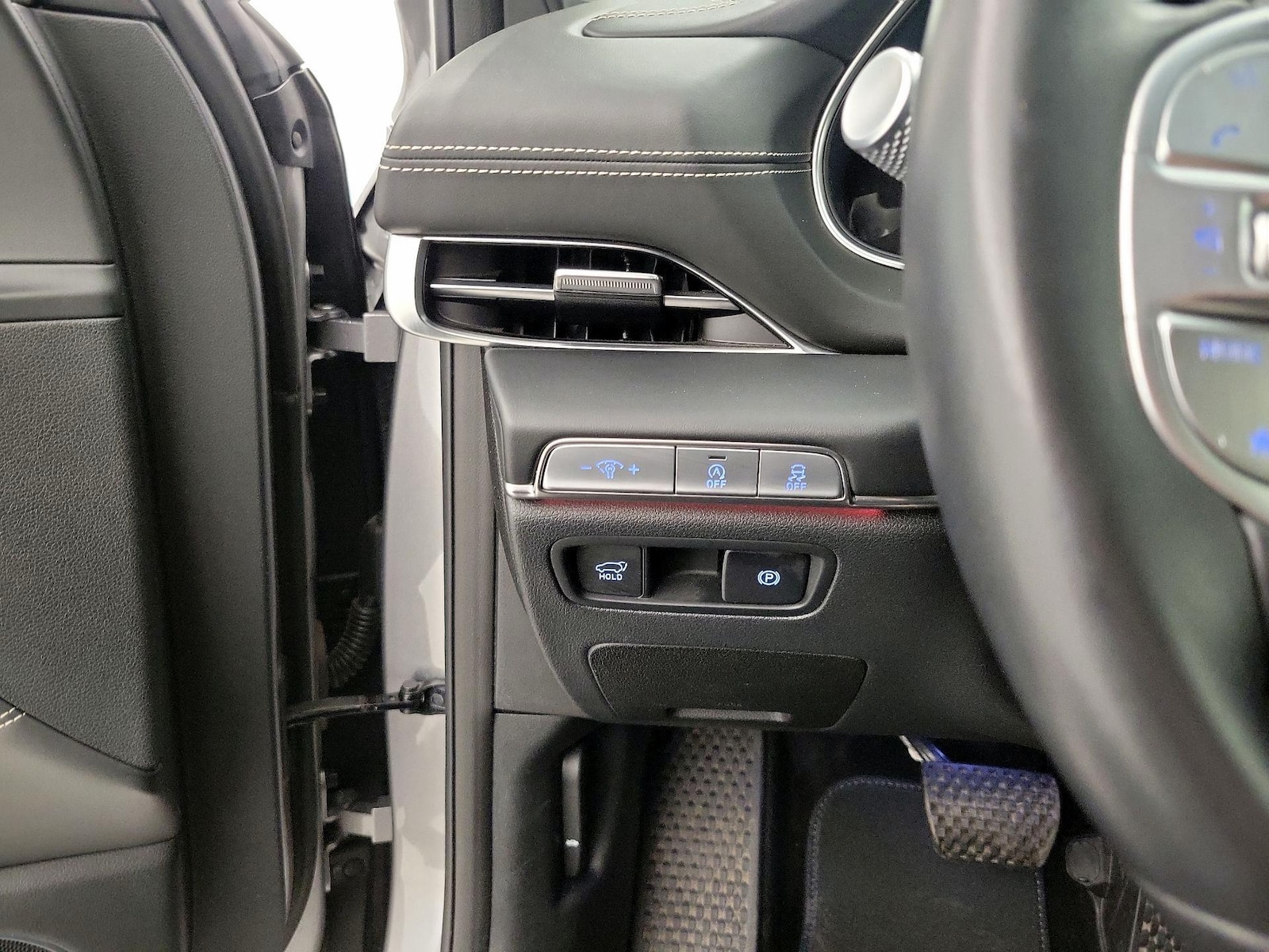 2024 GENESIS GV80 Standard - Photo 14