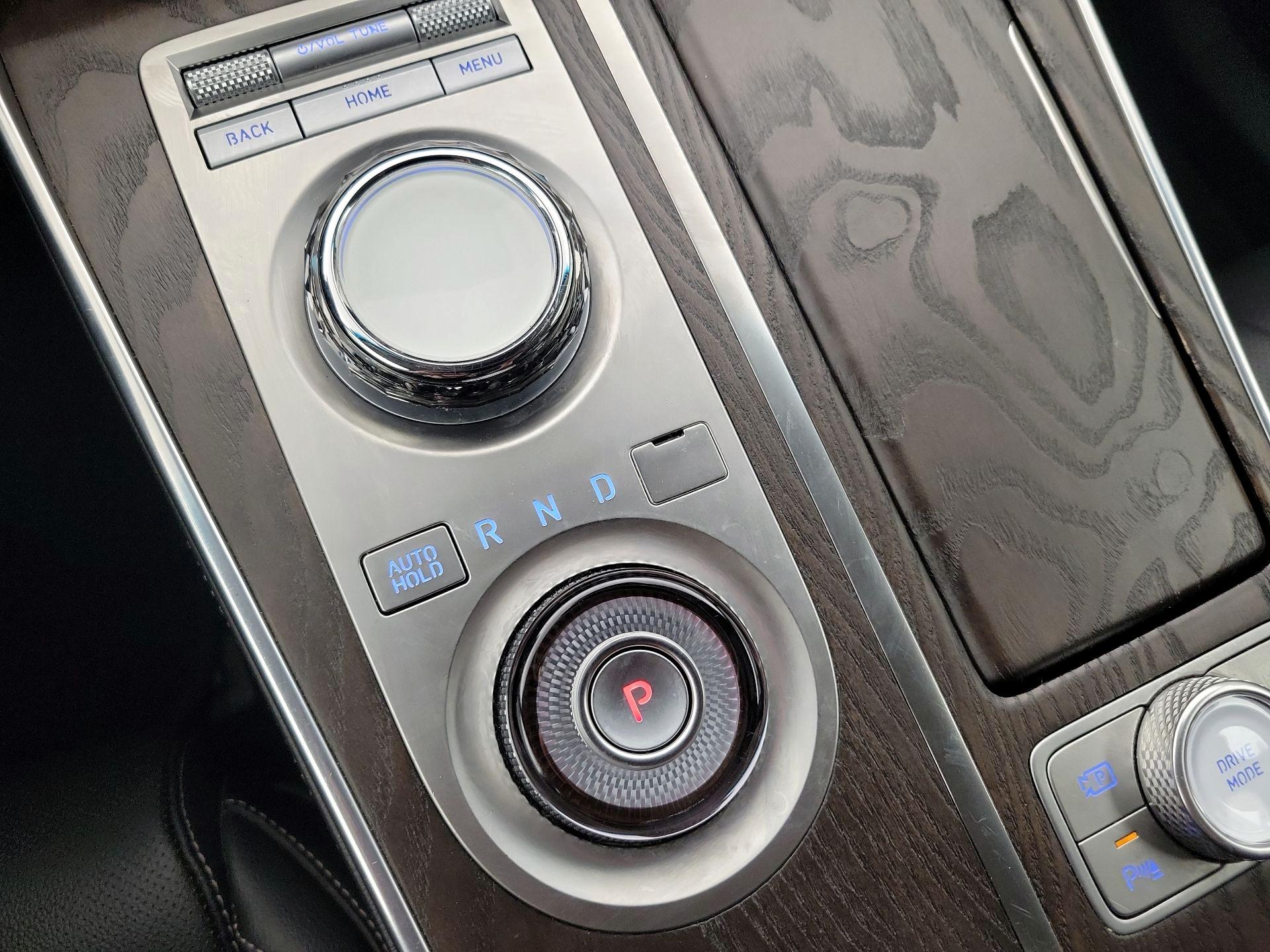 Thumbnail: 2024 Genesis GV80 - 18