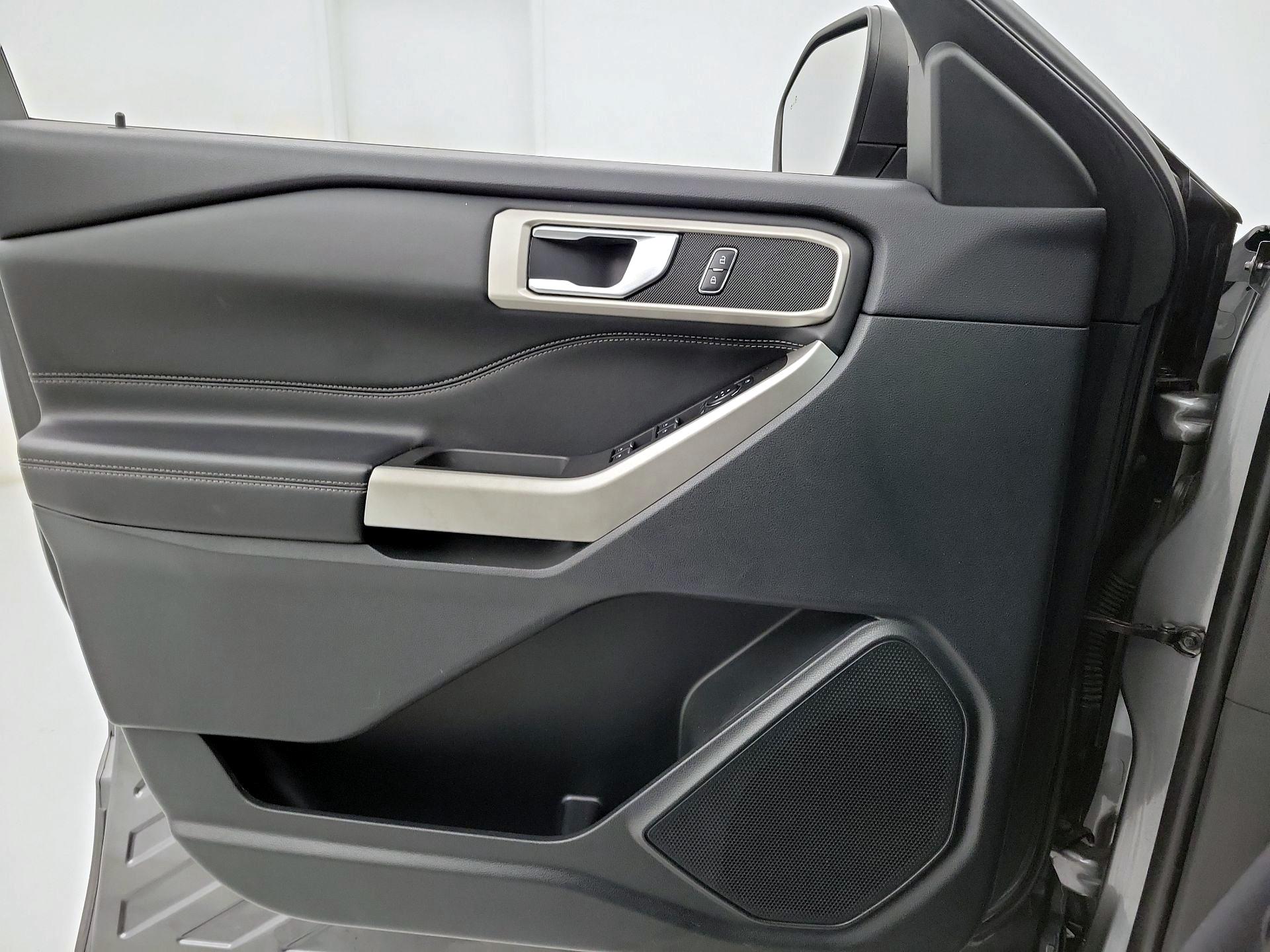 Thumbnail: 2023 Ford Explorer - 12