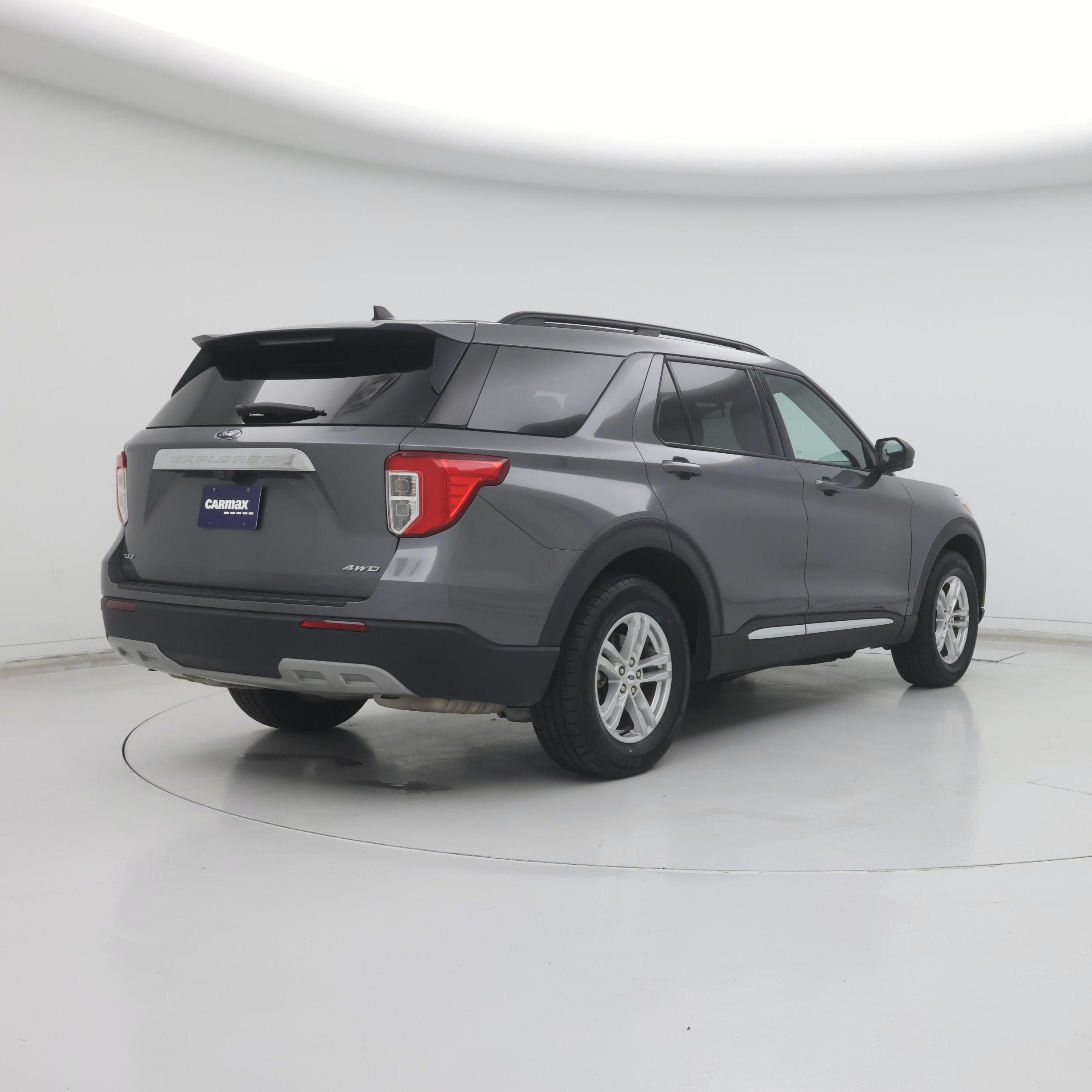 Thumbnail: 2023 Ford Explorer - 8