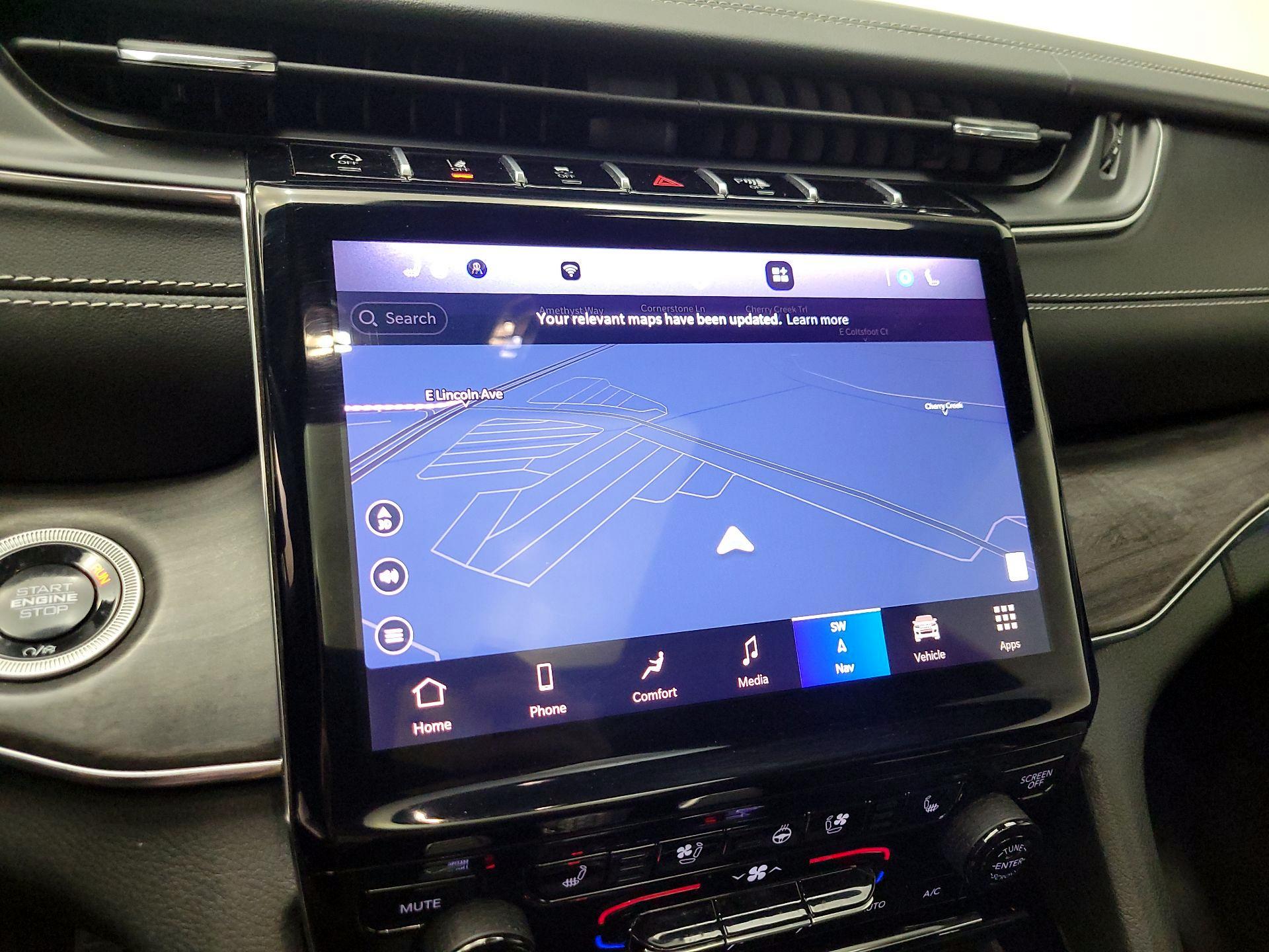 Thumbnail: 2024 Jeep Grand Cherokee - 14