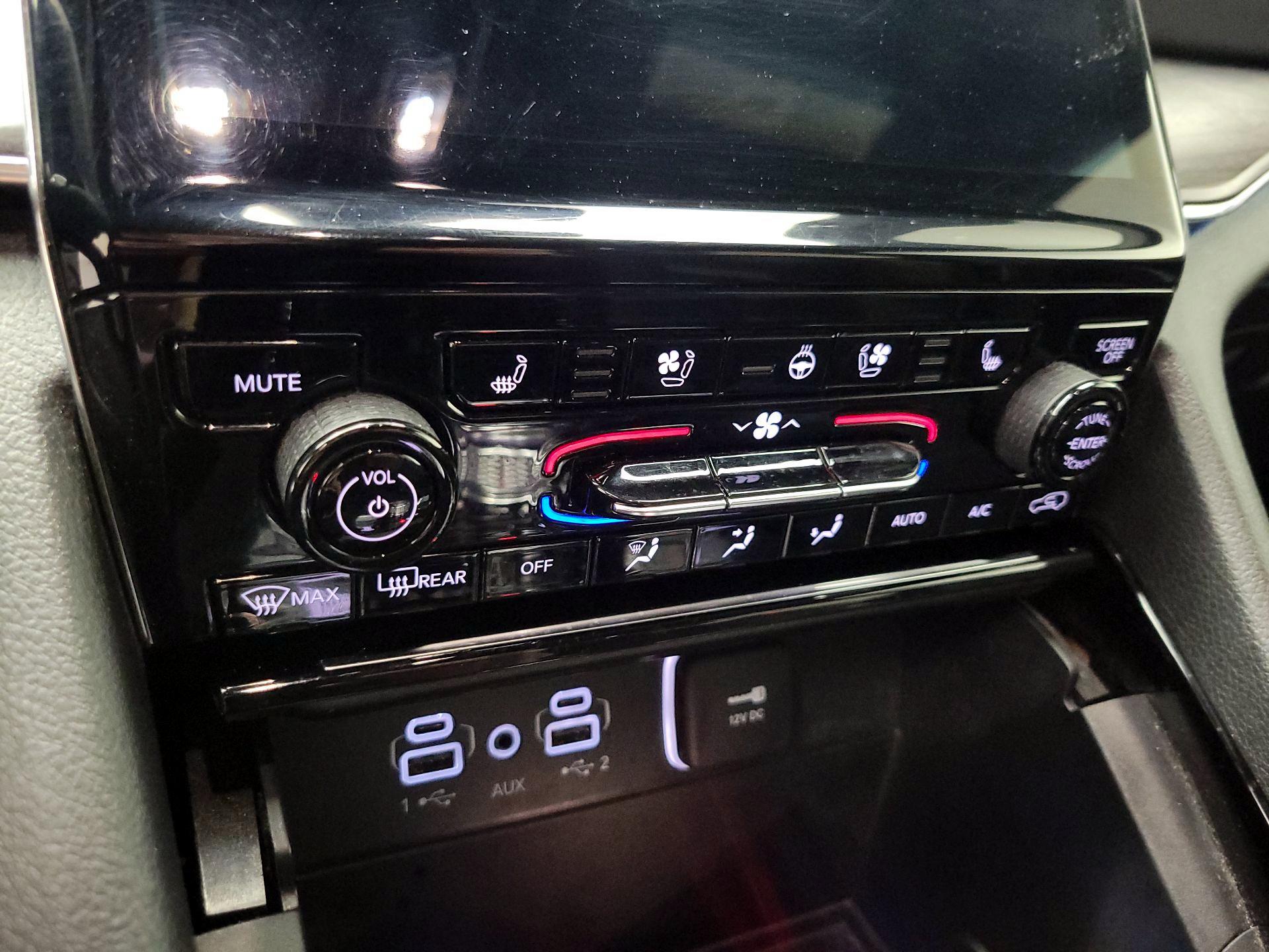 Thumbnail: 2024 Jeep Grand Cherokee - 17