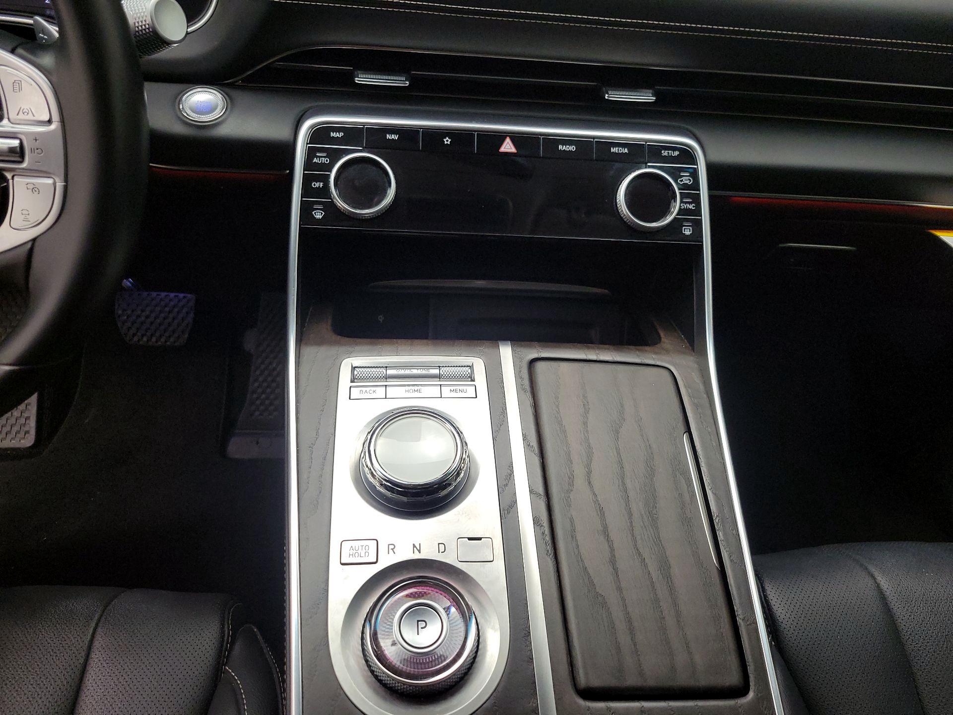 Thumbnail: 2024 Genesis GV80 - 18