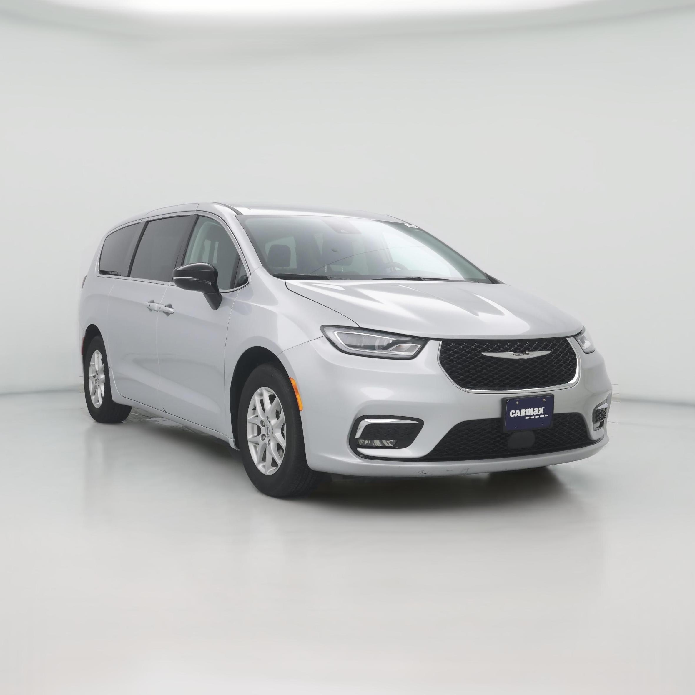 Thumbnail: 2024 Chrysler Pacifica - 1