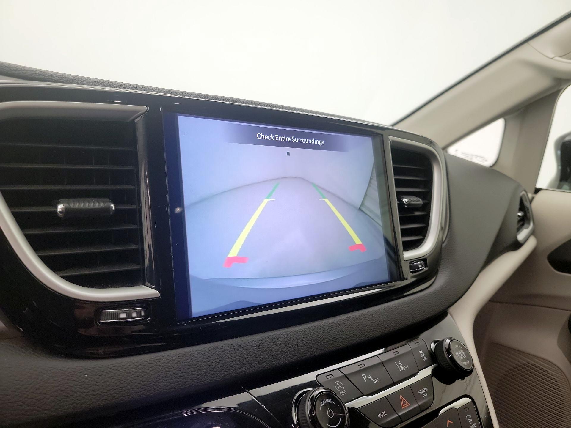 Thumbnail: 2024 Chrysler Pacifica - 14