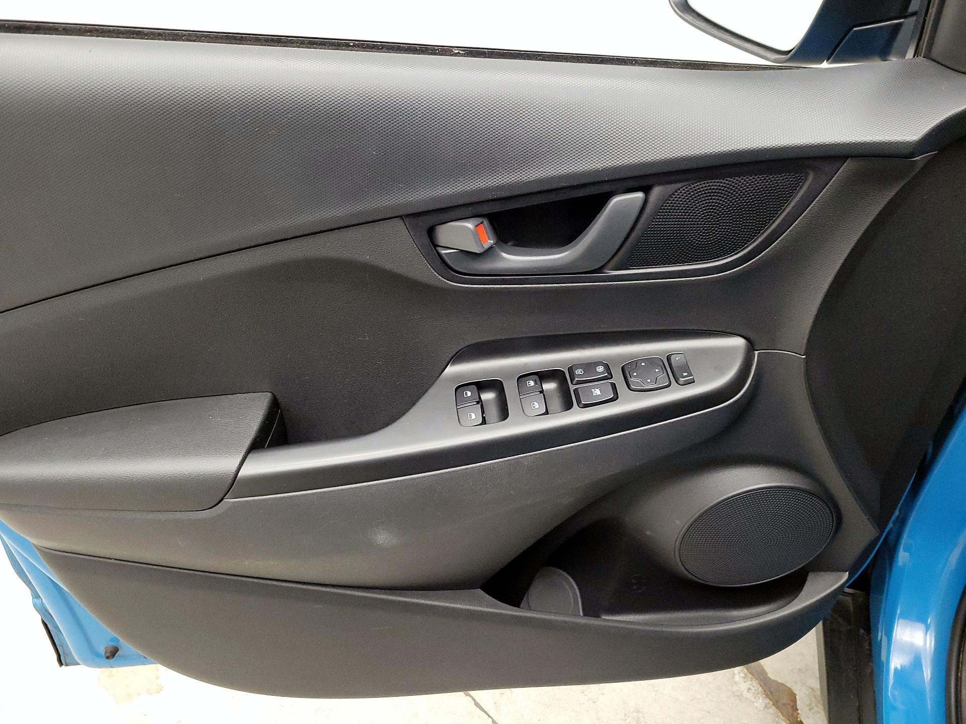 Thumbnail: 2023 Hyundai Kona - 12