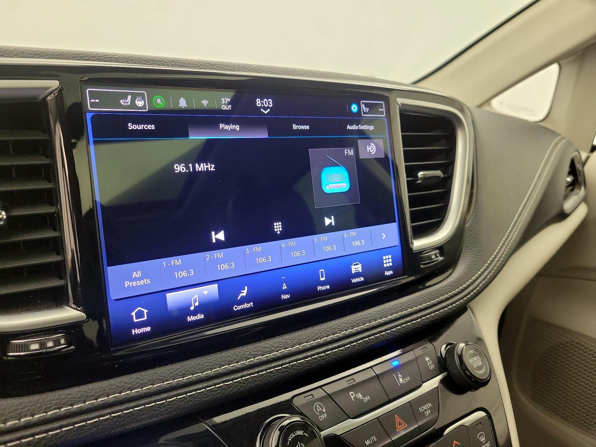 Thumbnail: 2024 Chrysler Pacifica - 16