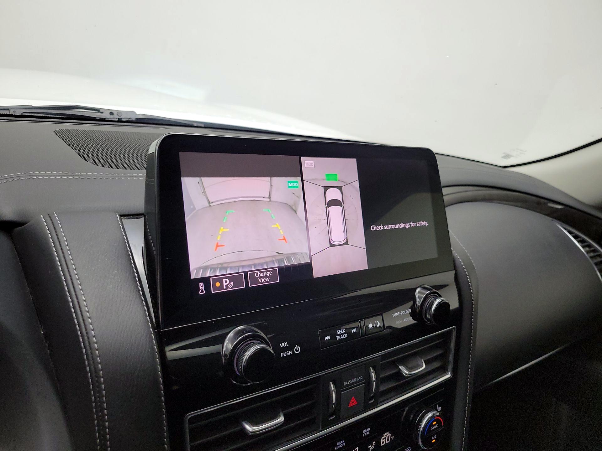 Thumbnail: 2024 INFINITI QX80 - 15