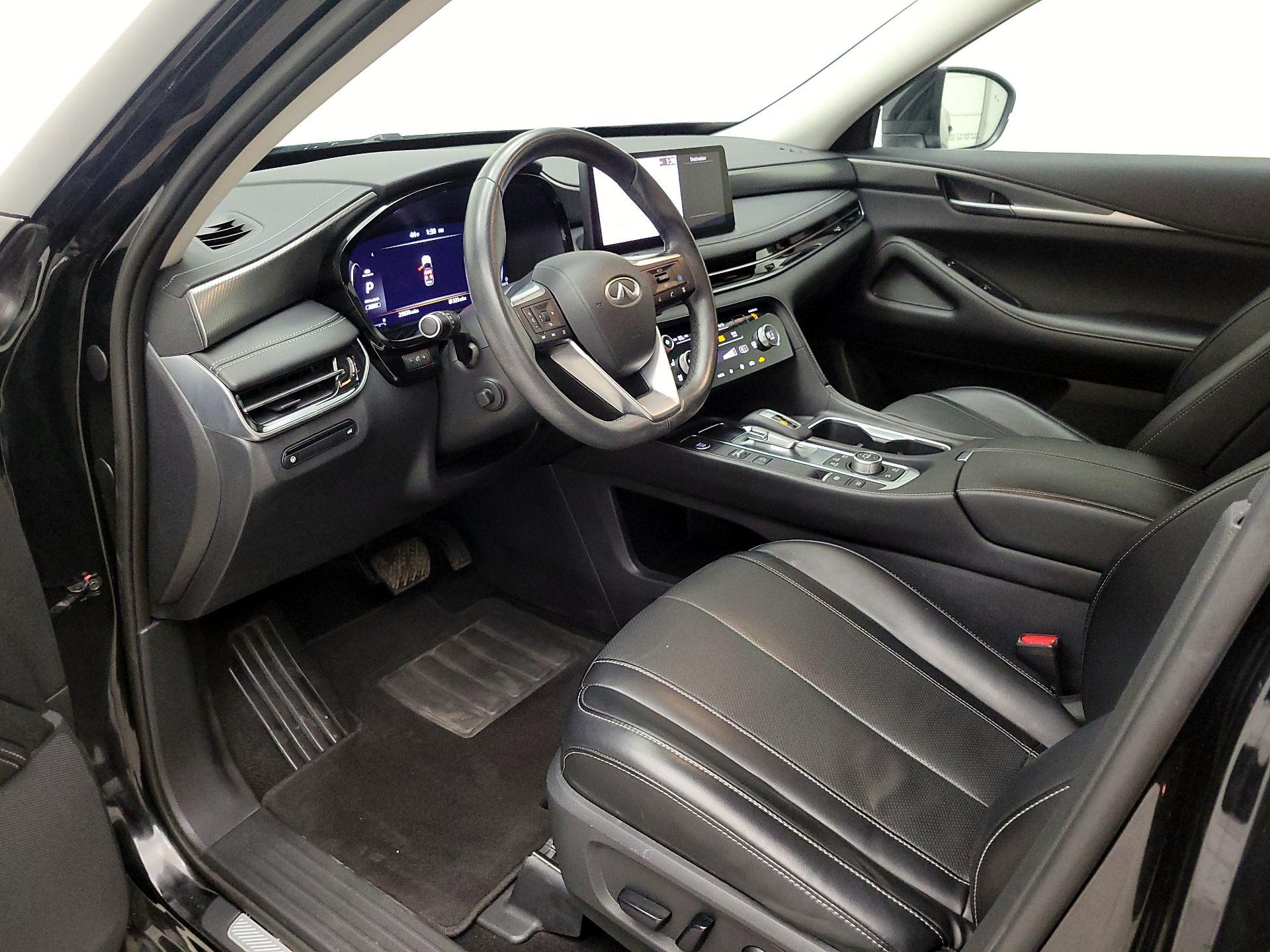 Thumbnail: 2023 INFINITI QX60 - 11