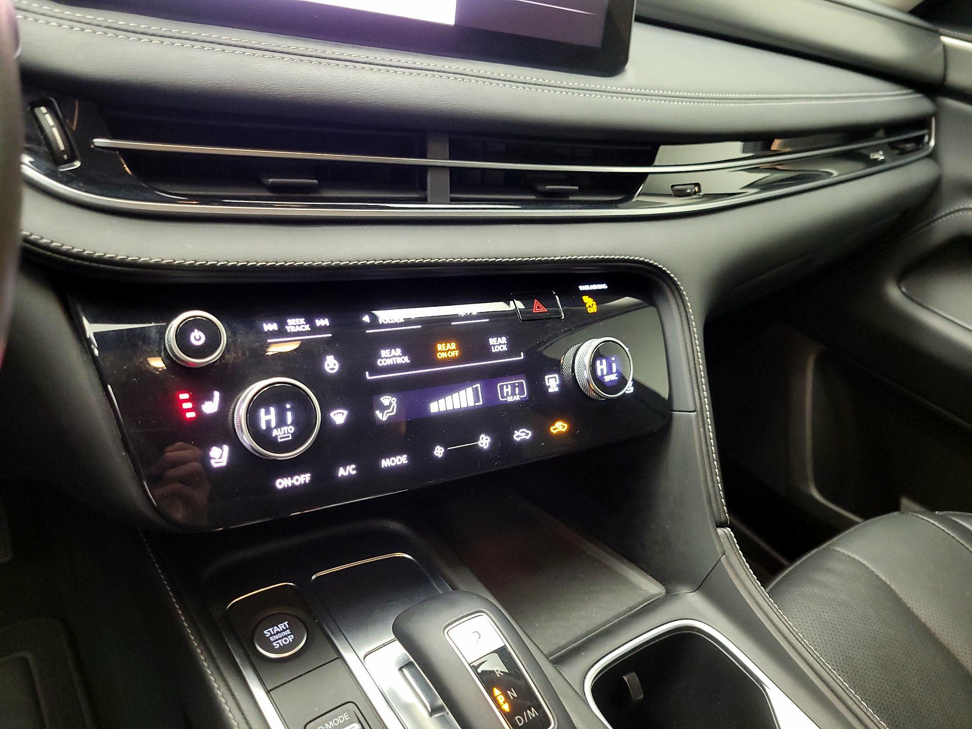 Thumbnail: 2023 INFINITI QX60 - 17