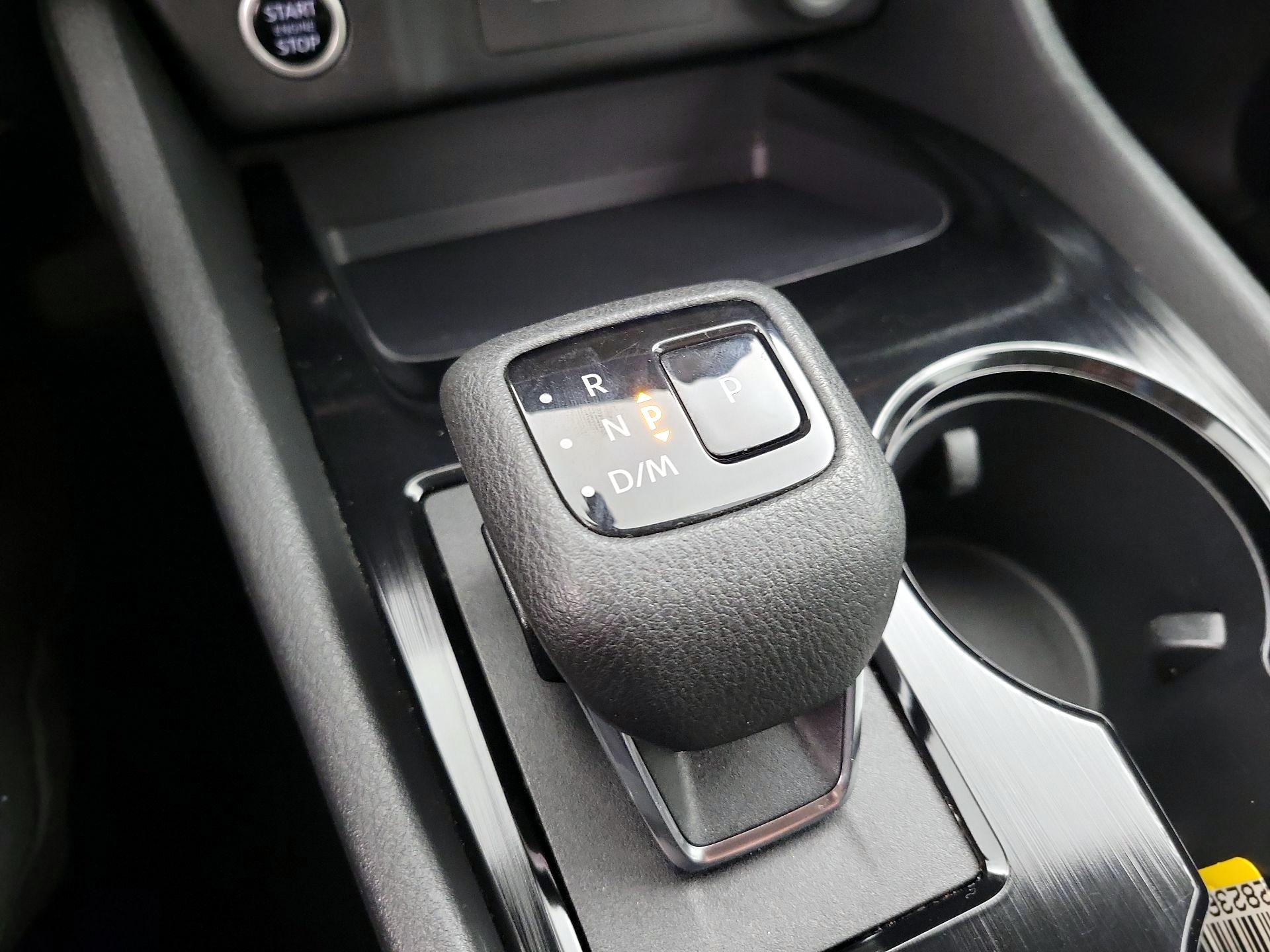 Thumbnail: 2023 Nissan Rogue - 17