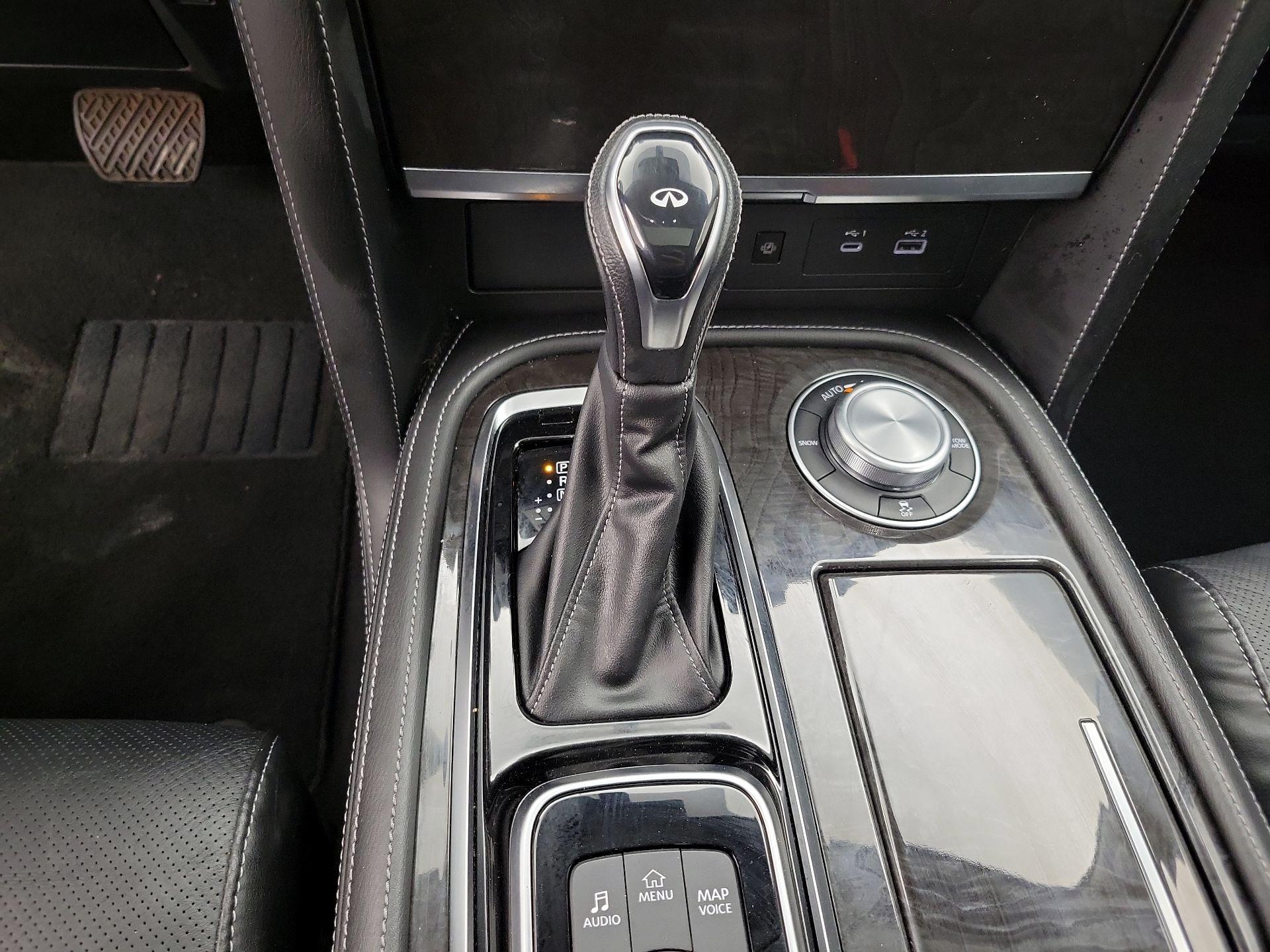 Thumbnail: 2024 INFINITI QX80 - 18