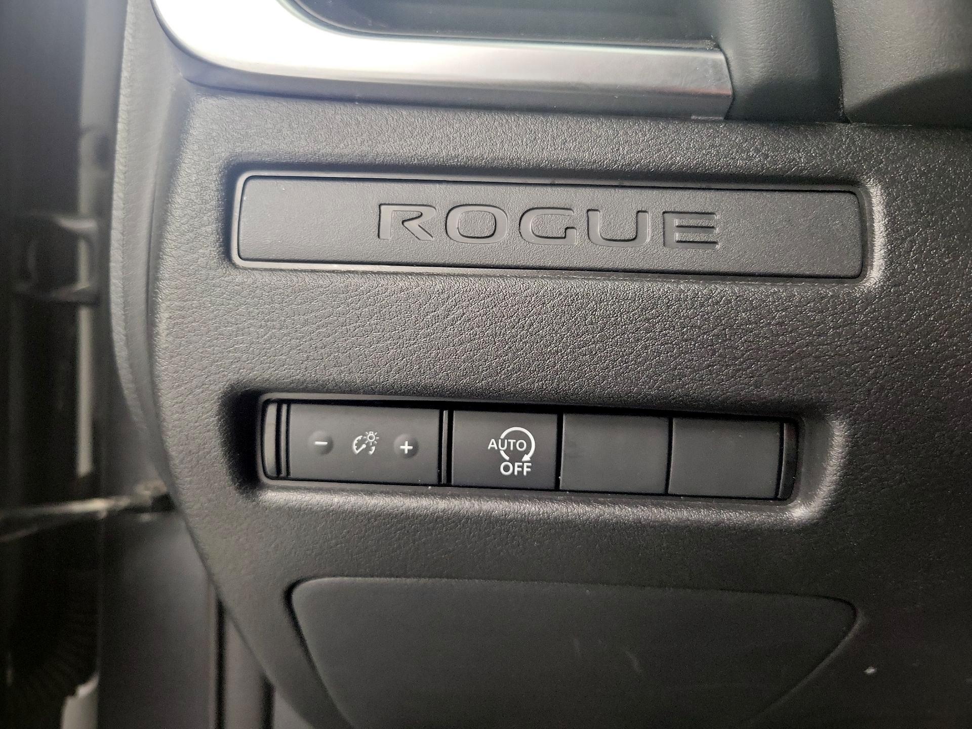 Thumbnail: 2023 Nissan Rogue - 13