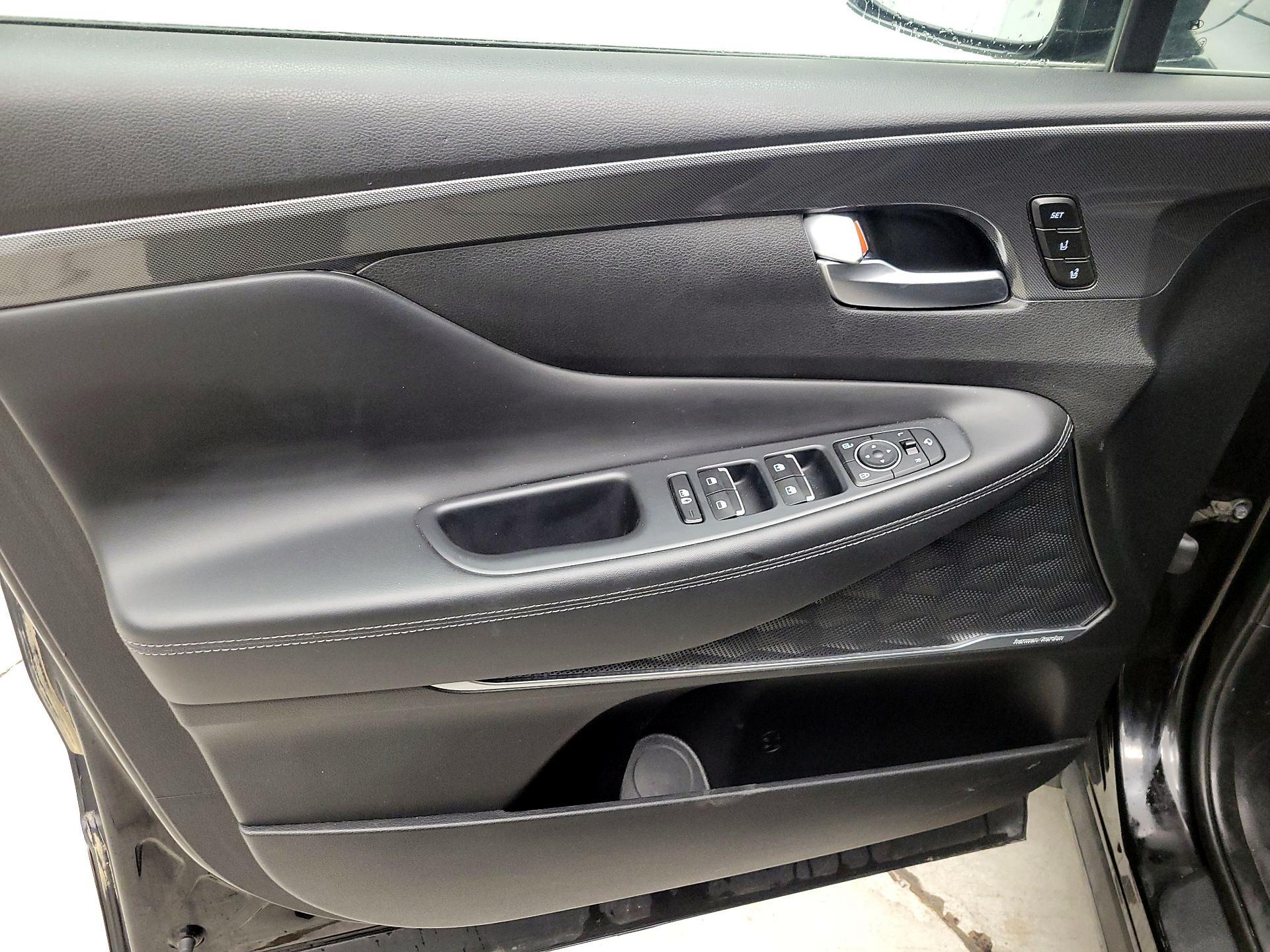 Thumbnail: 2023 Hyundai Santa Fe - 12