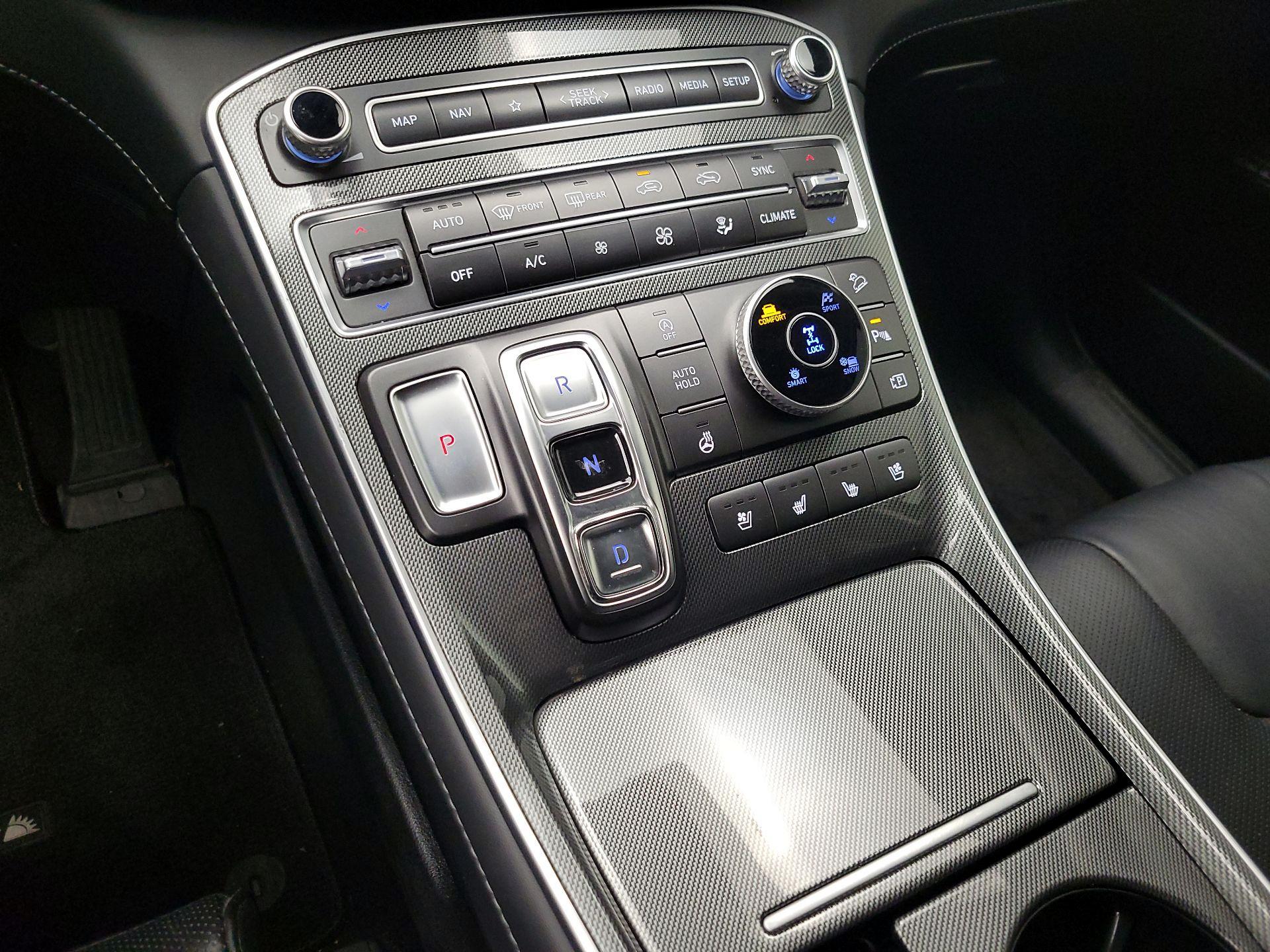 Thumbnail: 2023 Hyundai Santa Fe - 18