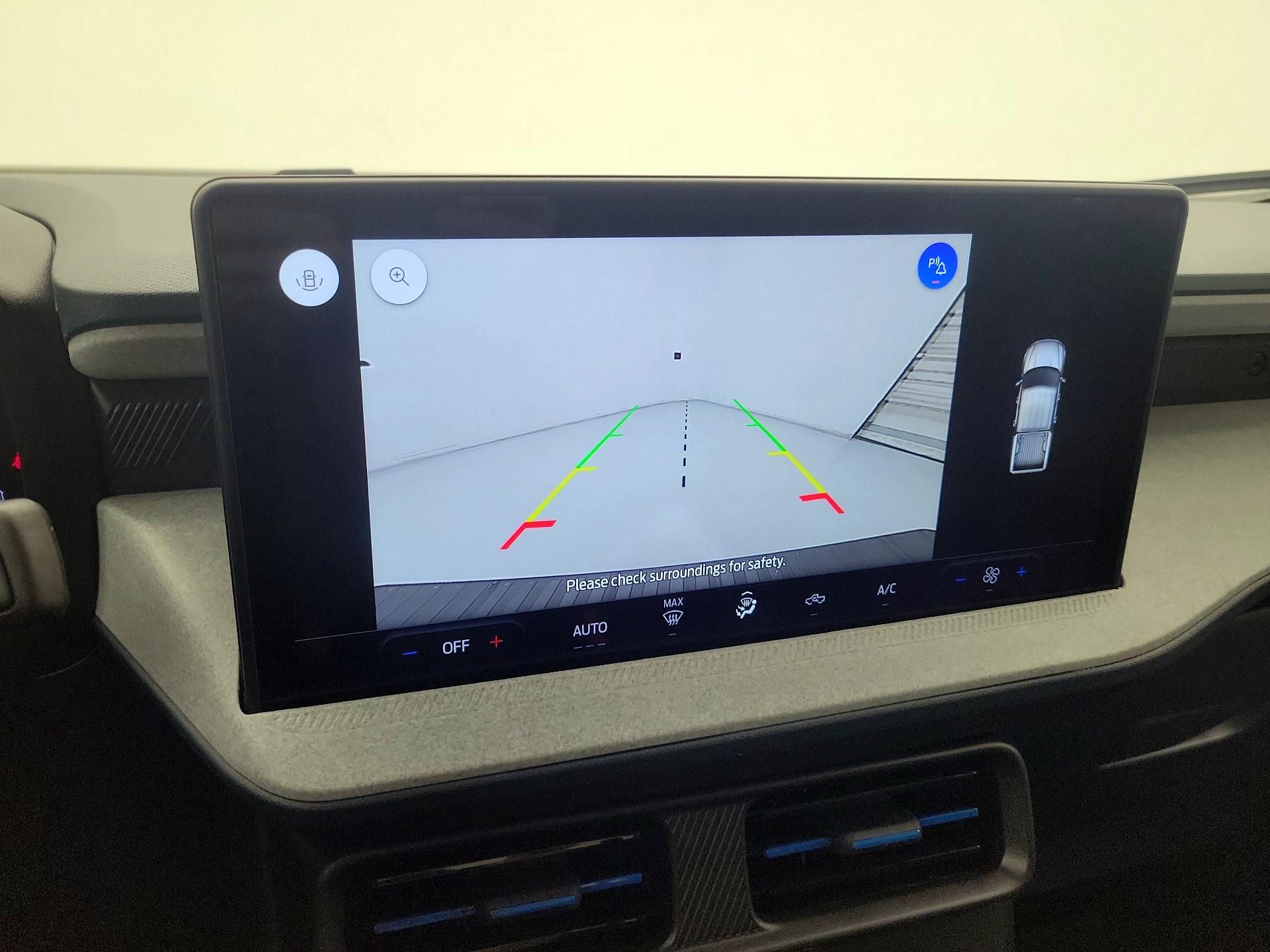 Thumbnail: 2025 Ford Maverick - 14