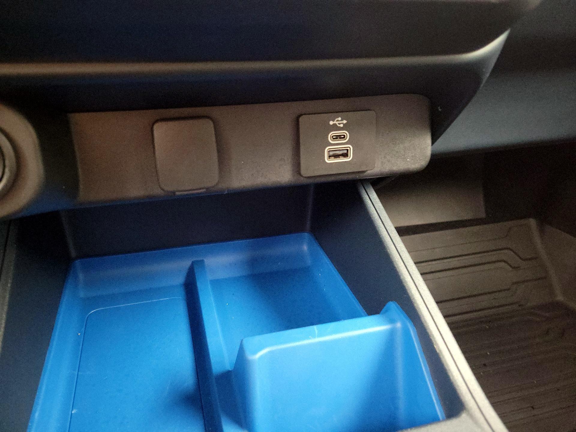 Thumbnail: 2025 Ford Maverick - 18