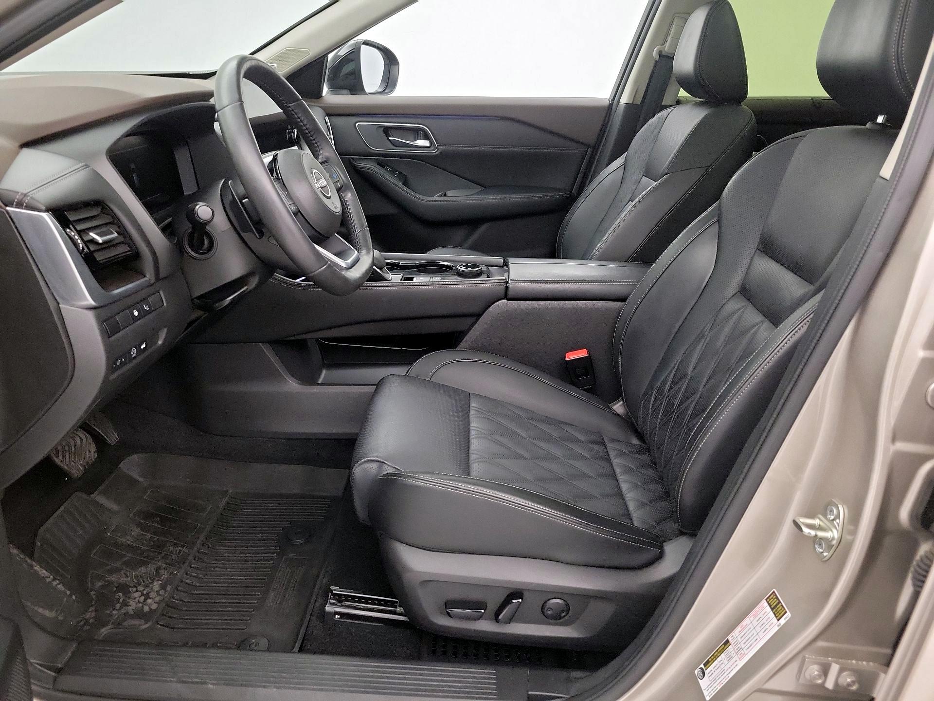 Thumbnail: 2023 Nissan Rogue - 11