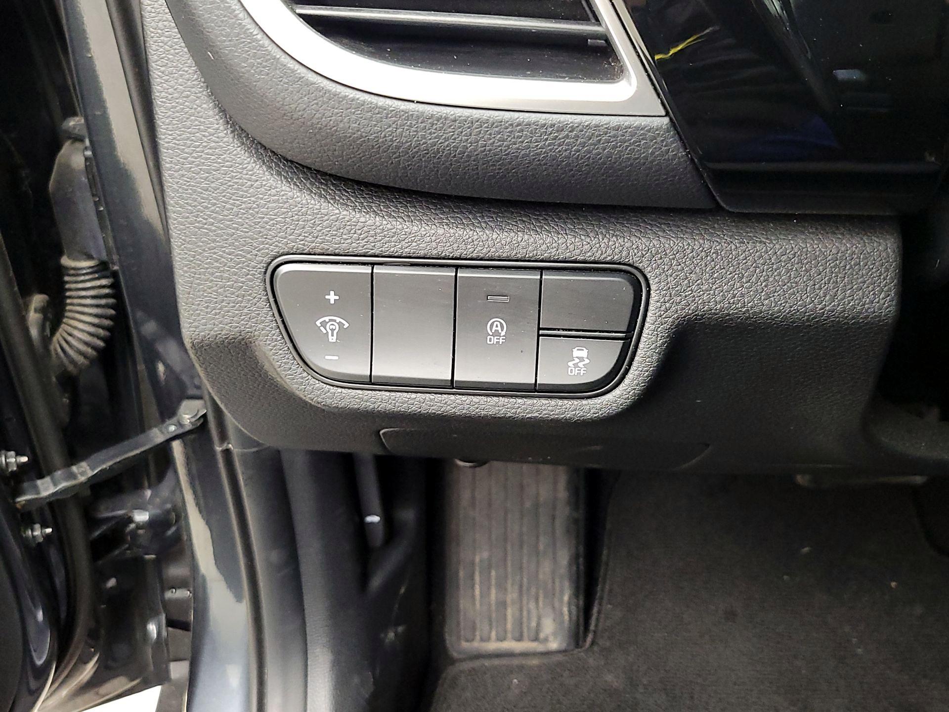 Thumbnail: 2024 Kia Seltos - 13