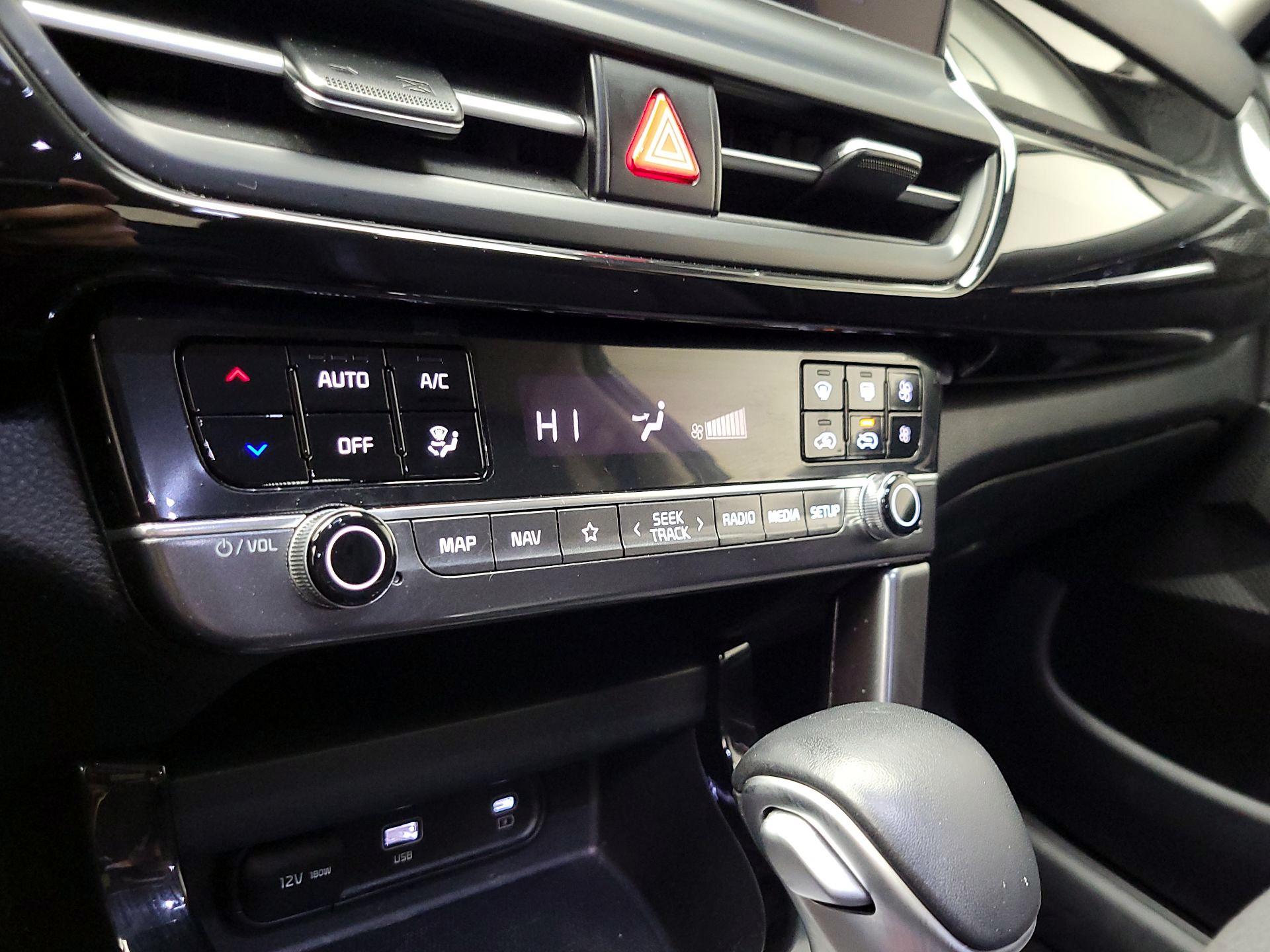 Thumbnail: 2024 Kia Seltos - 14