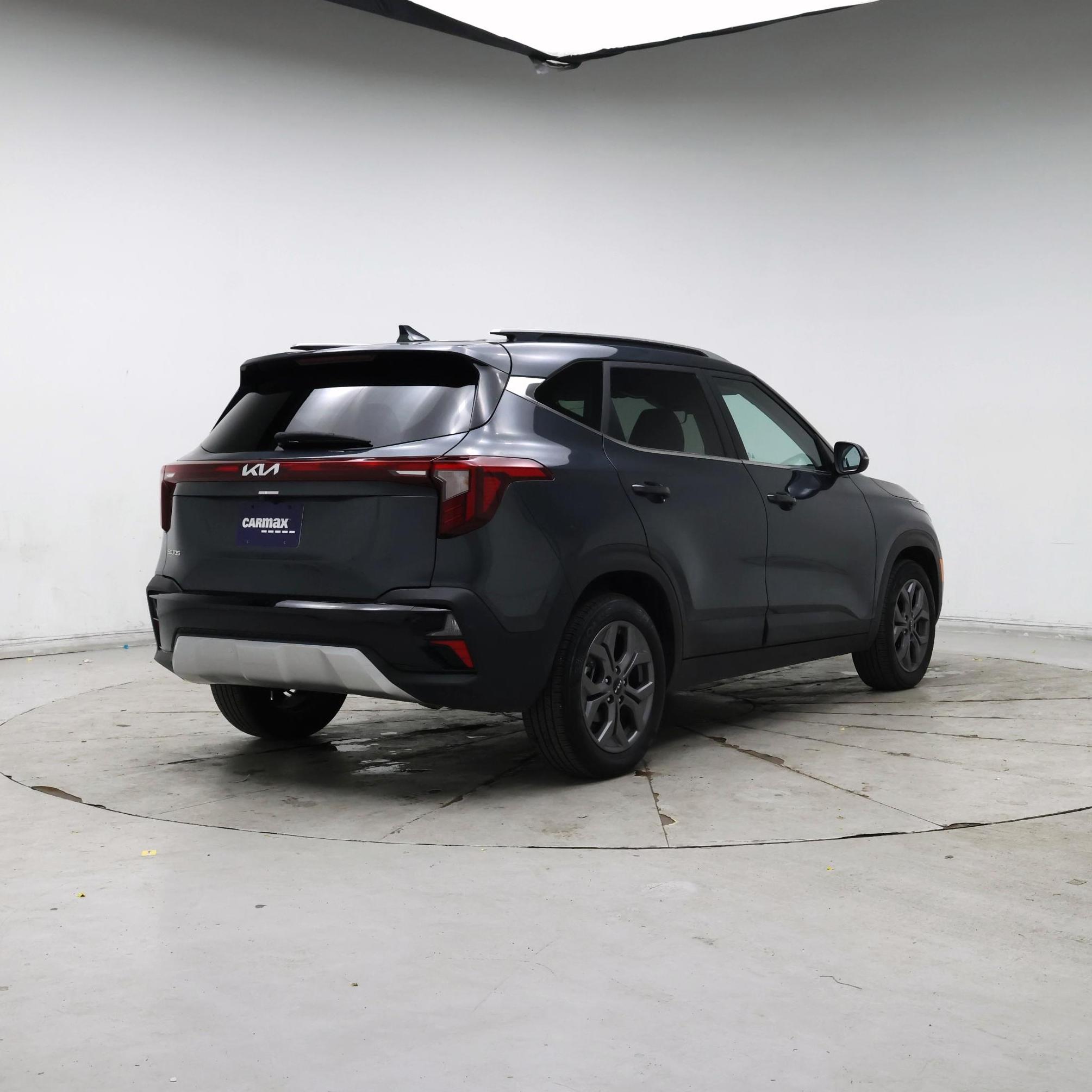 Thumbnail: 2024 Kia Seltos - 8