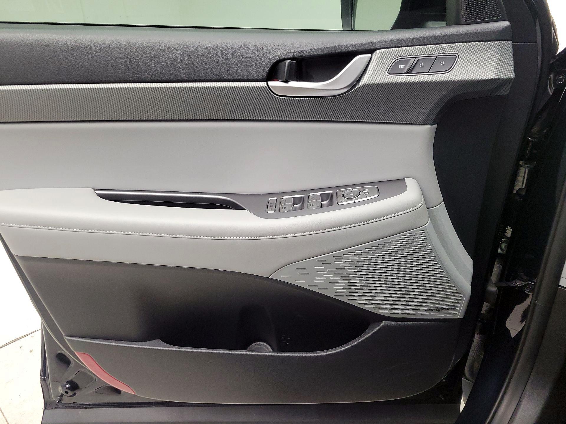 Thumbnail: 2023 Hyundai Palisade - 12