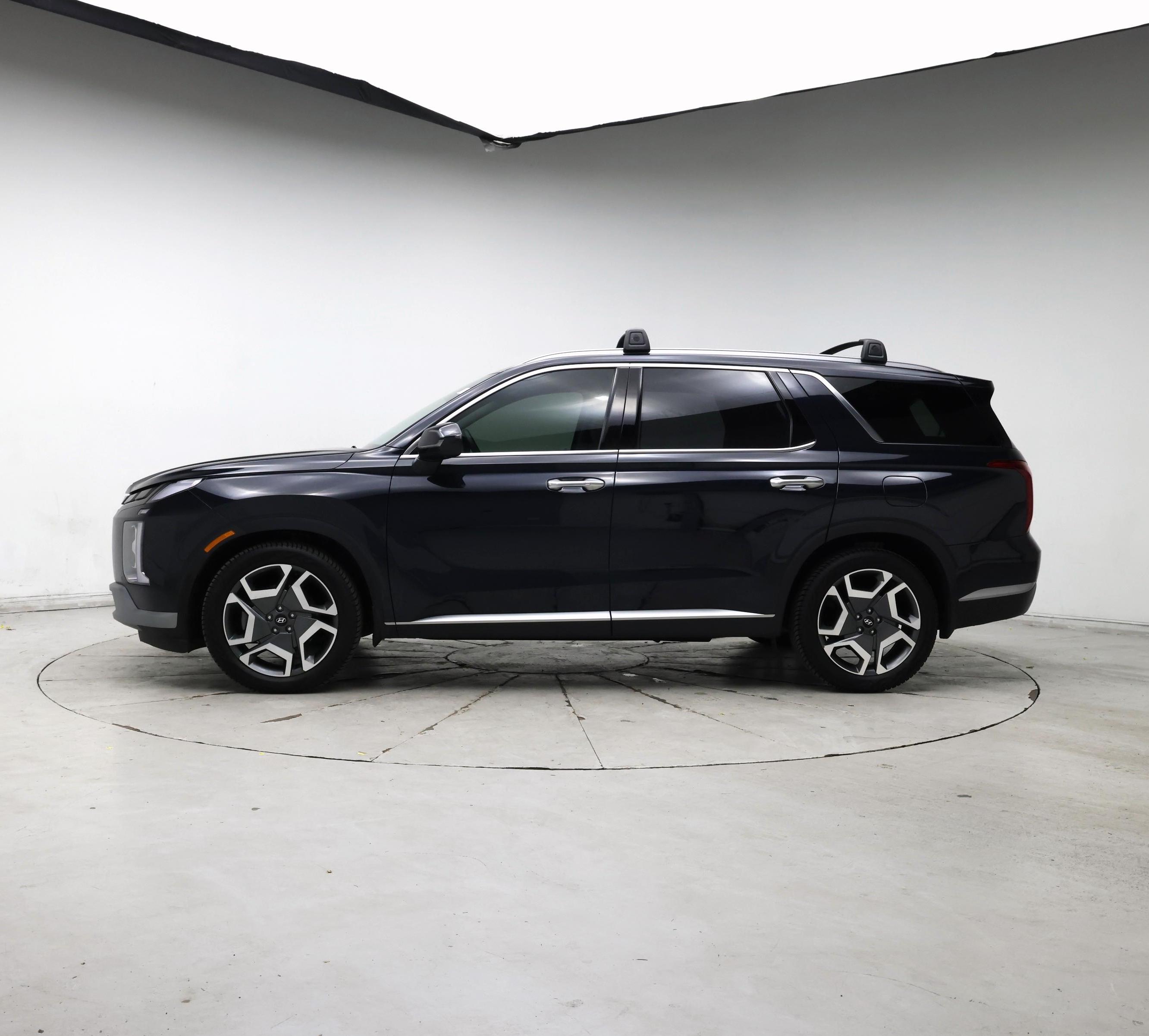 Thumbnail: 2023 Hyundai Palisade - 3